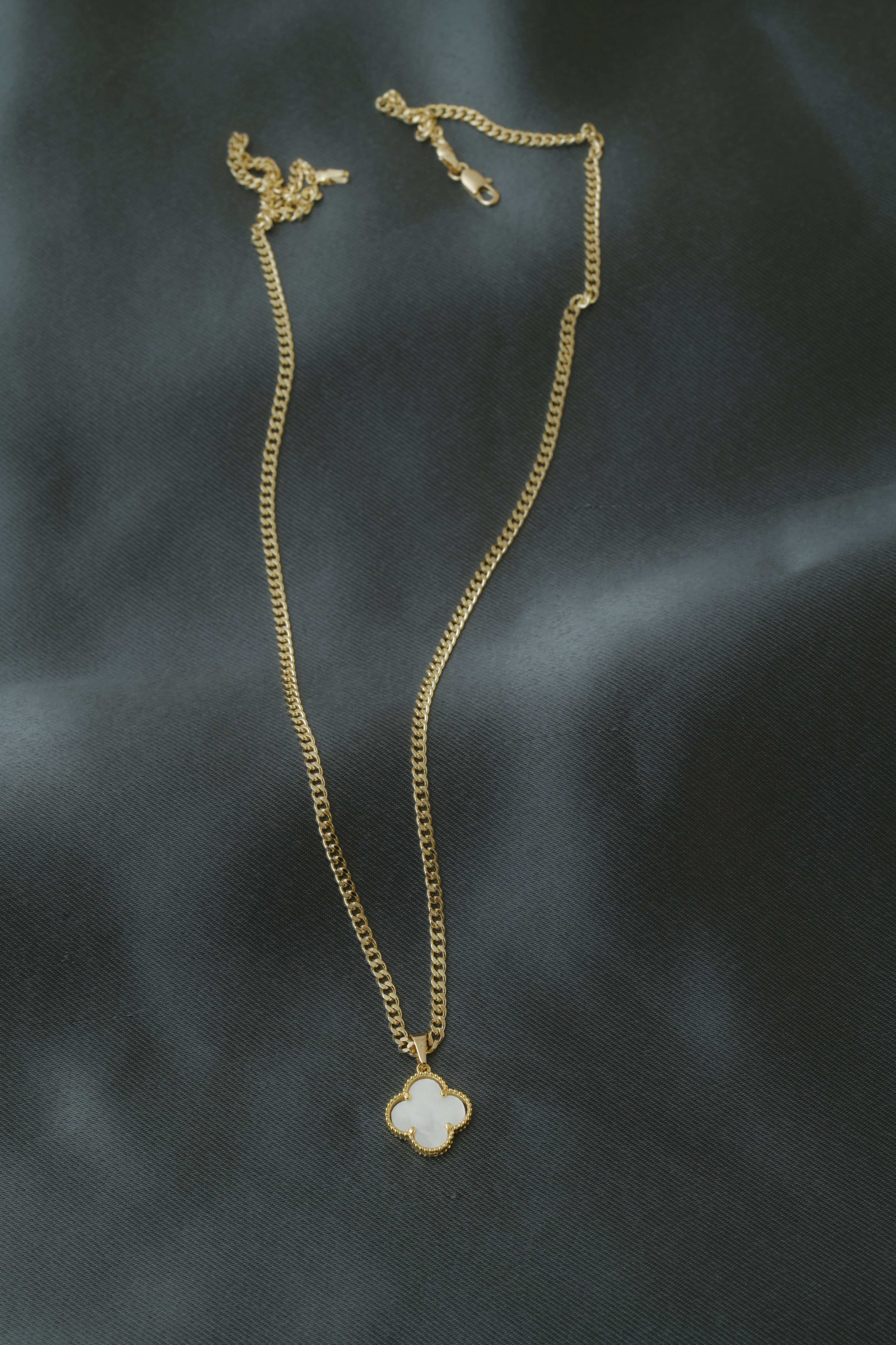 VARSE ME LULE VAN CLEFI TE BARDHE