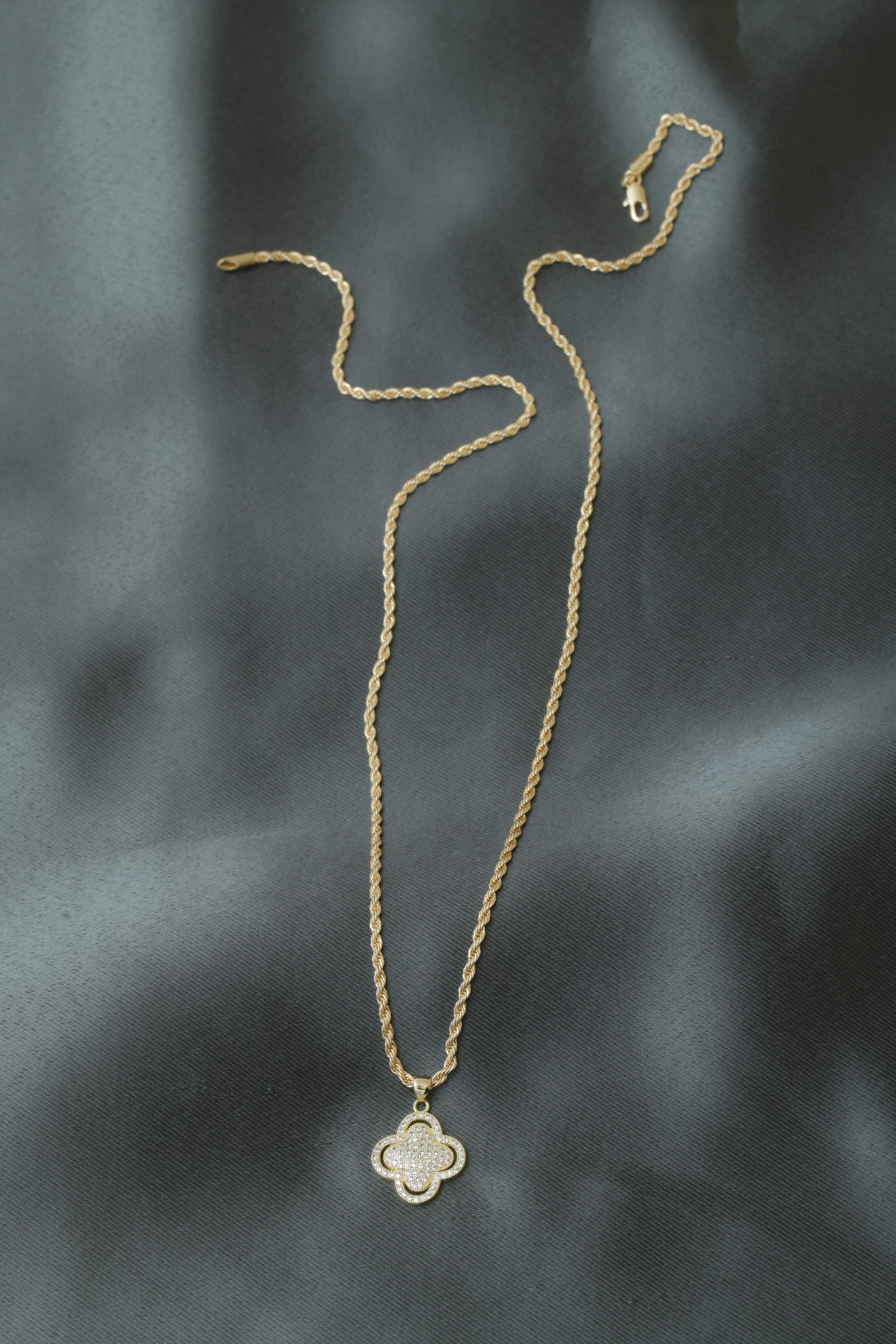 VARSE ME LULE VAN CLEF