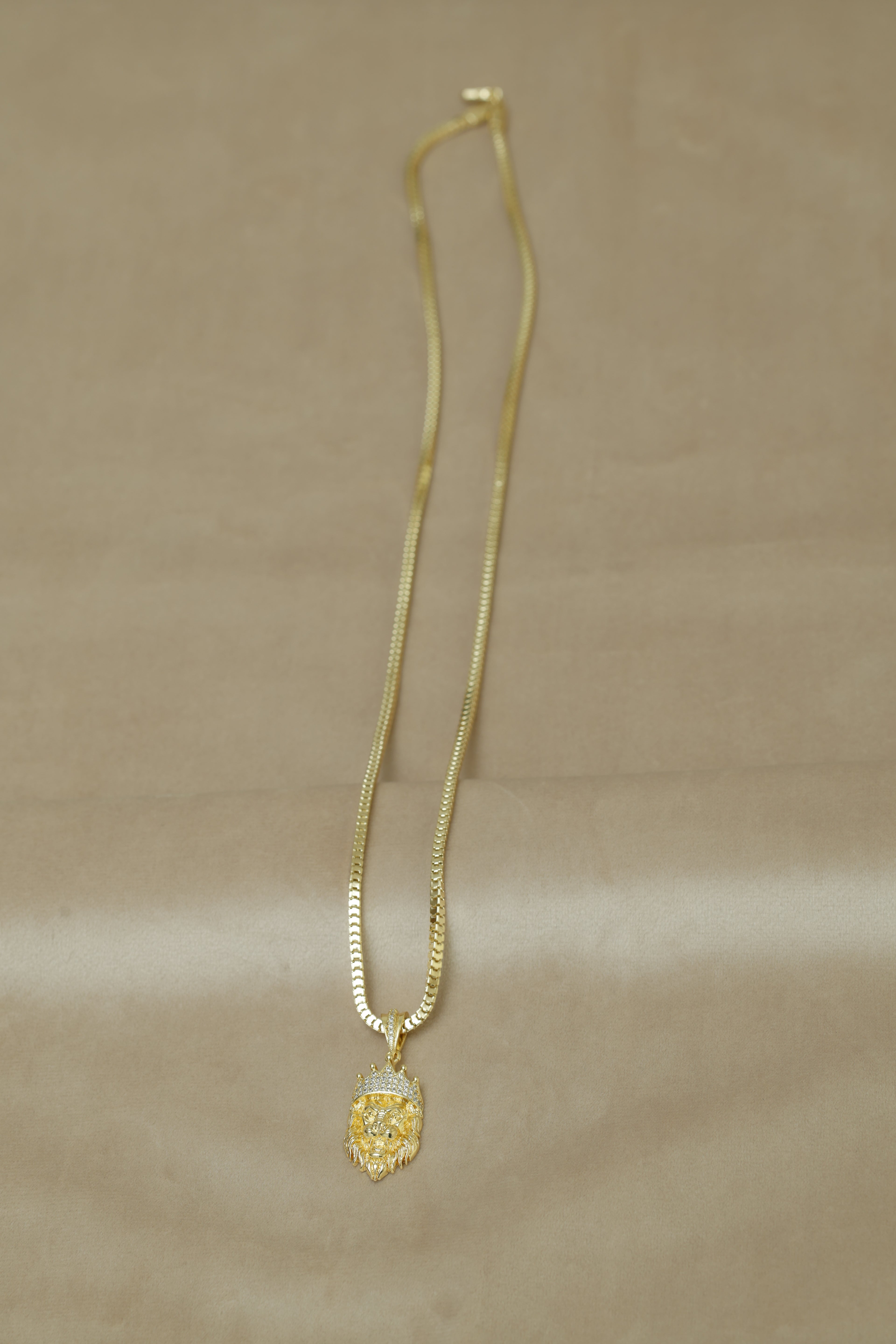 VARSE ME LUAN KURORE