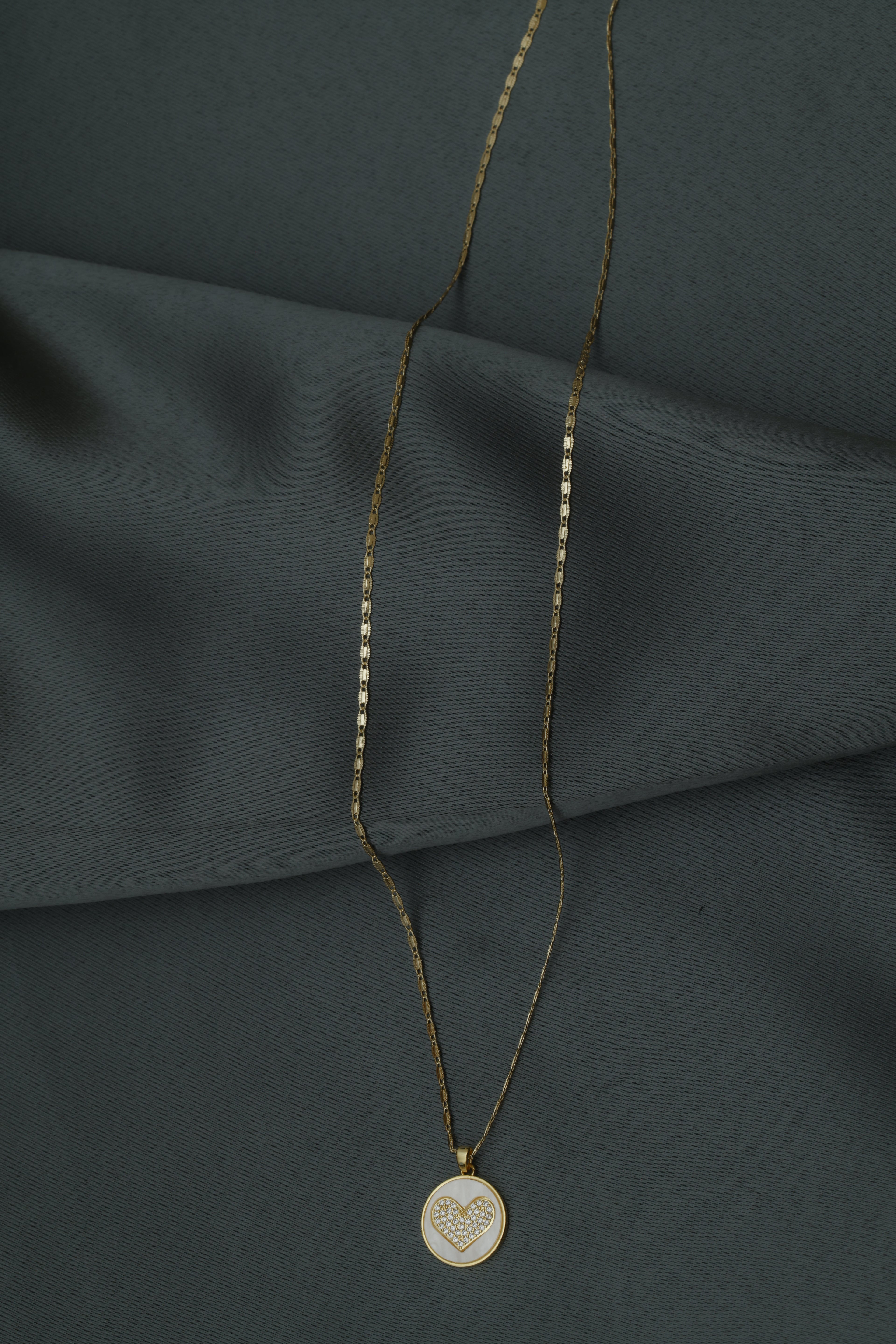 VARSE ME ZEMER ME GURE RRETHORE