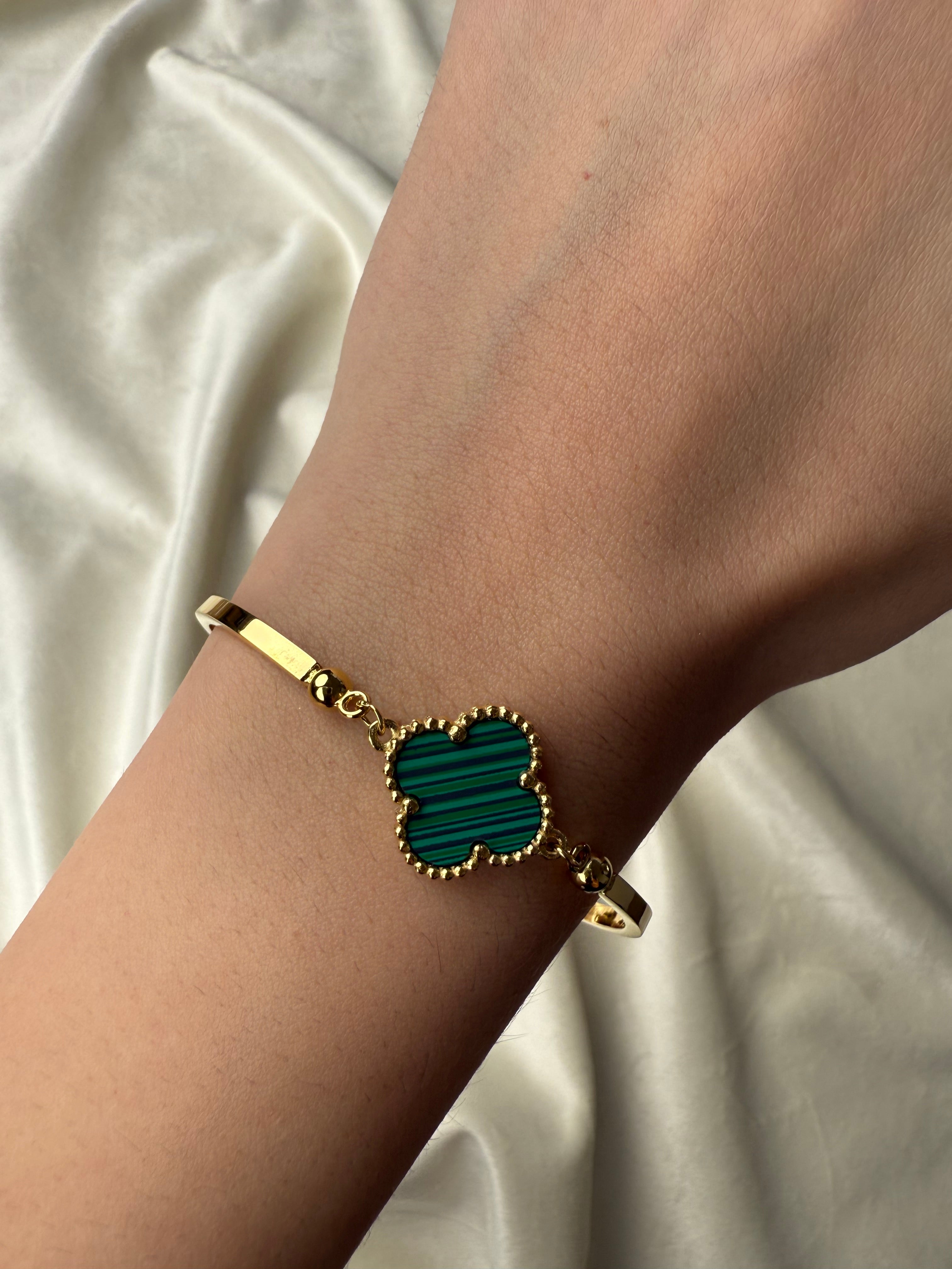 Byzylyk van cleef me lule jeshile