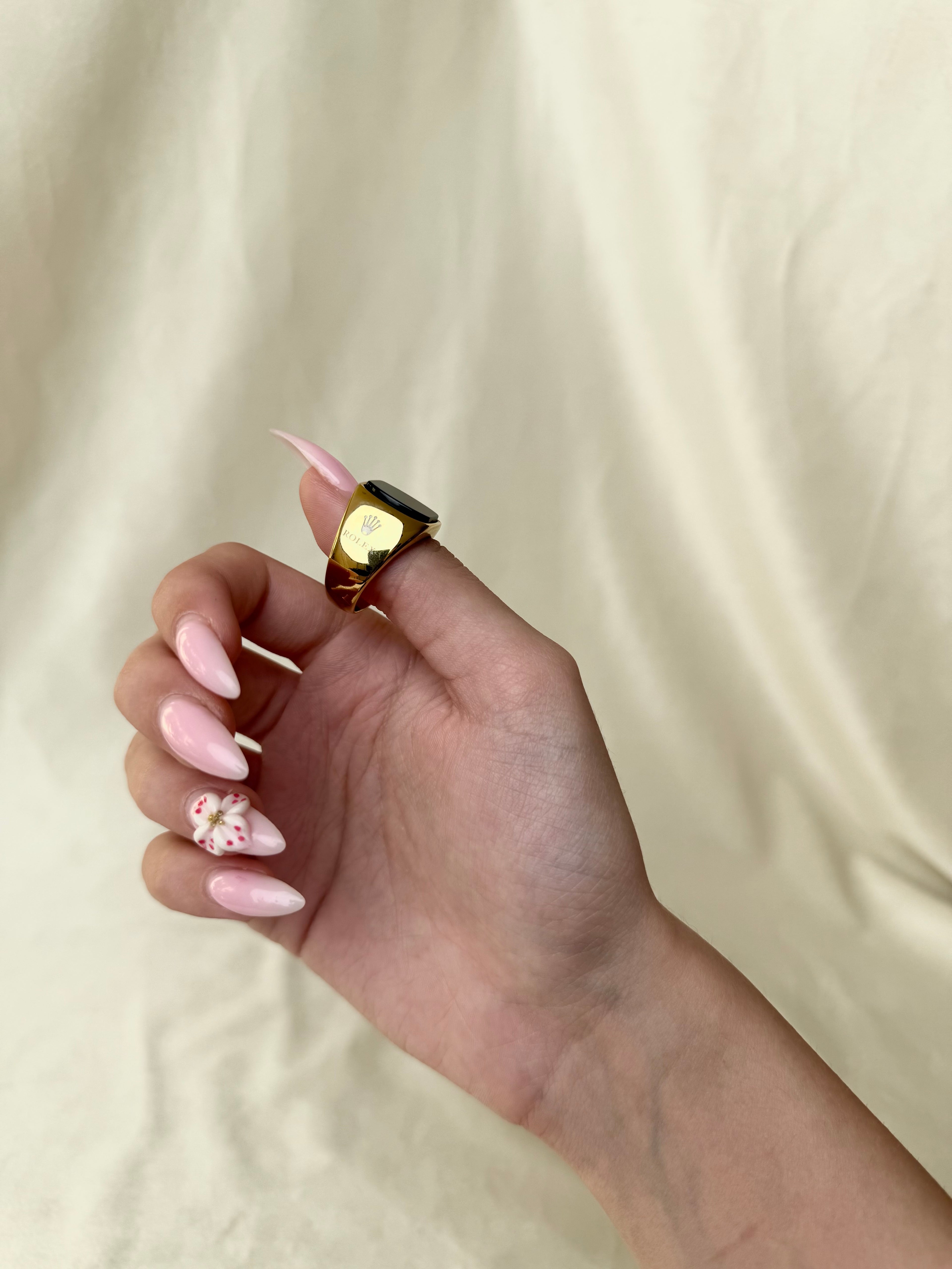 Unaze Rolex me gur te zi