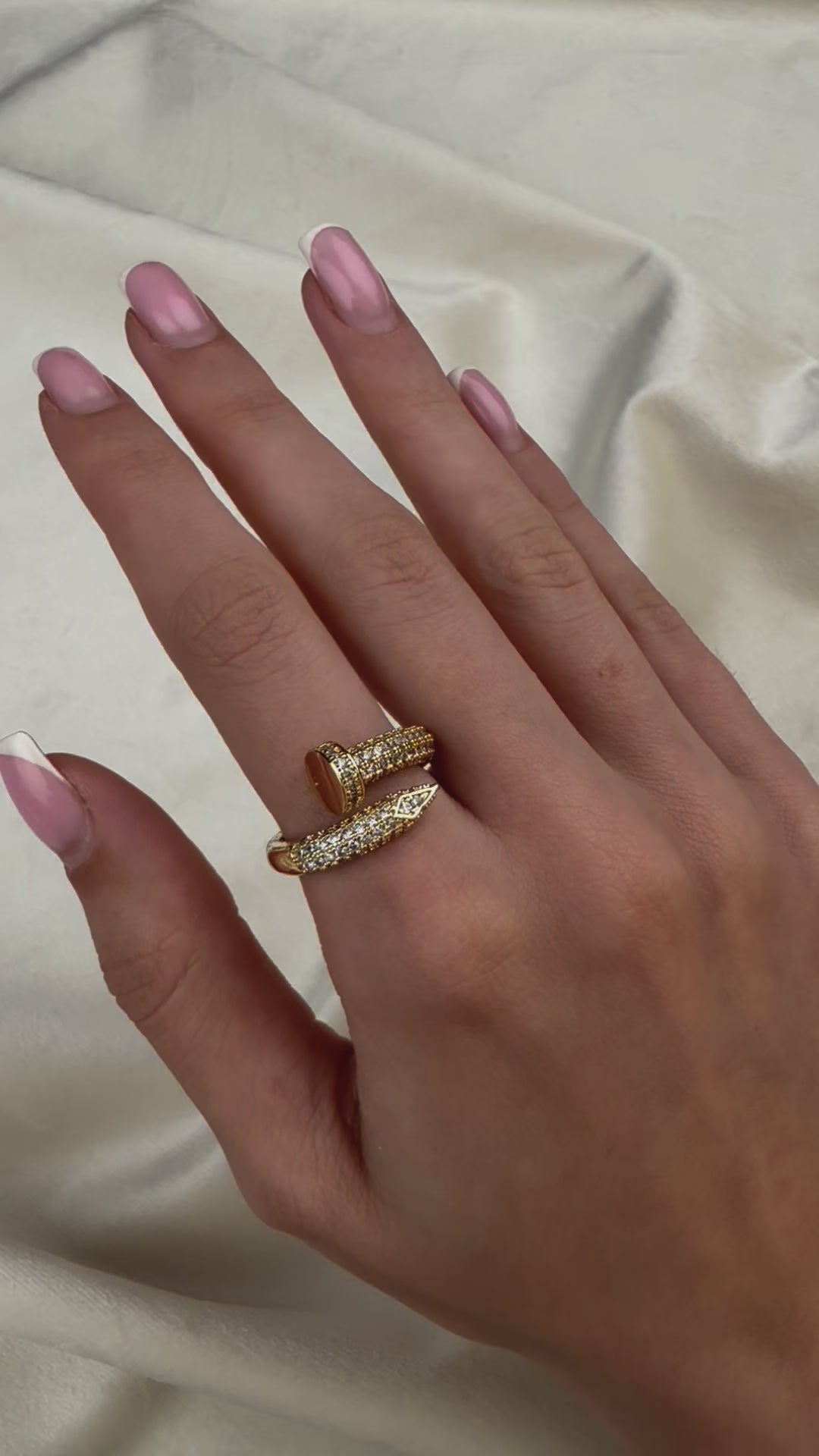 Unaze cartier me gure