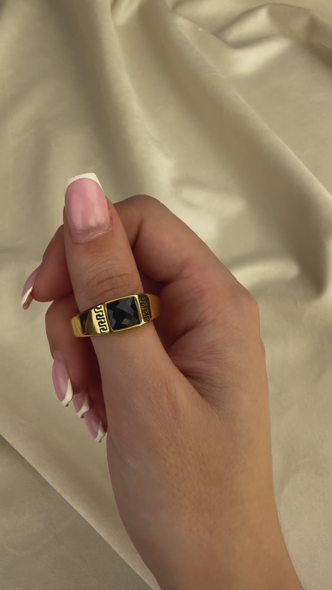 Unaze gold me gur te zi