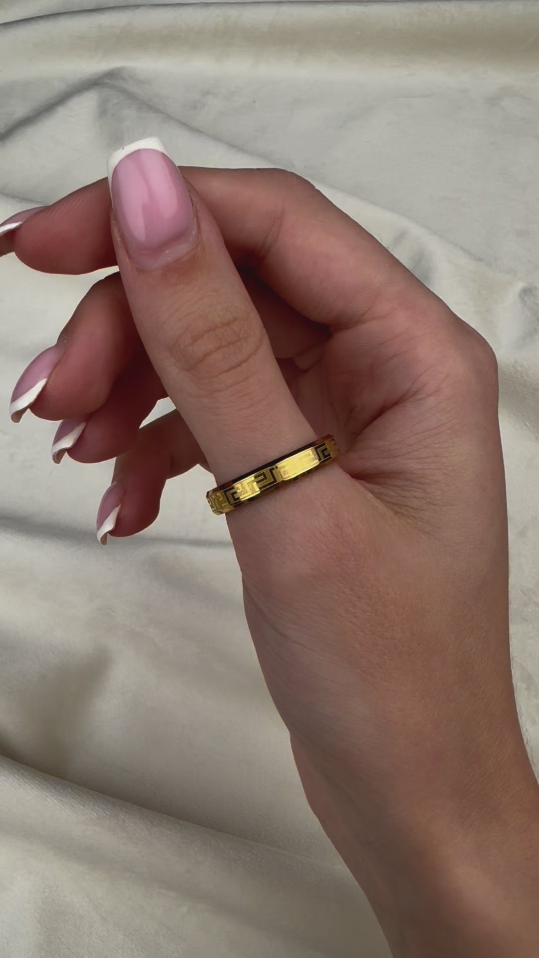 Unaze rreth me motive greke