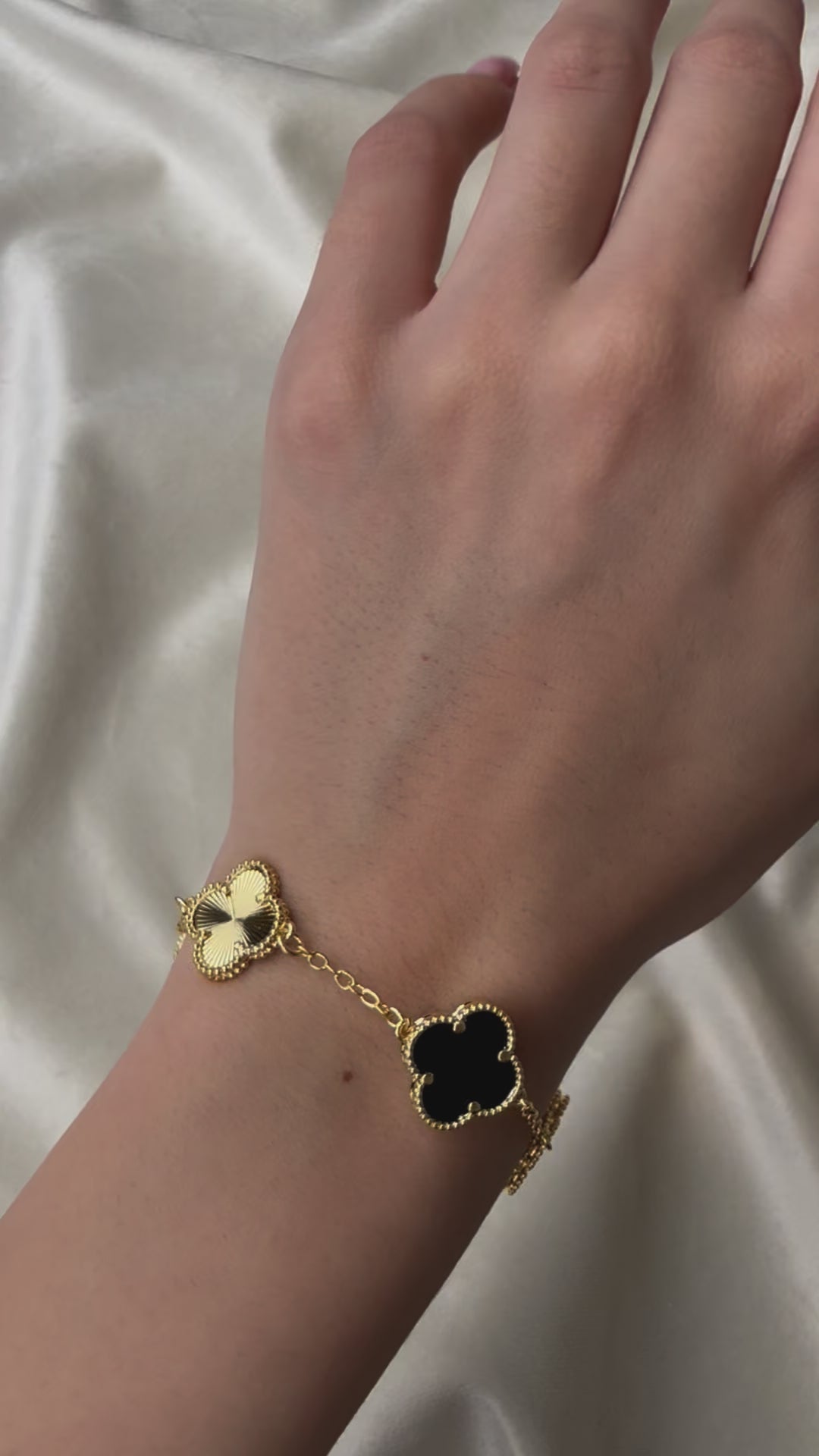 Byzylyk van cleef me lule gold e te zeza