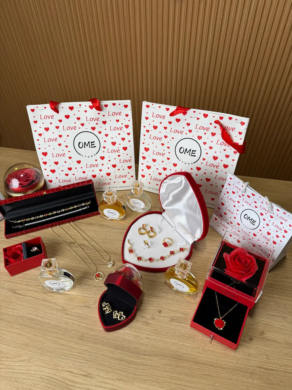 Si të ruaj bizhuteritë që të zgjasin? Udhëzuesi i plotë praktik nga OME STORE