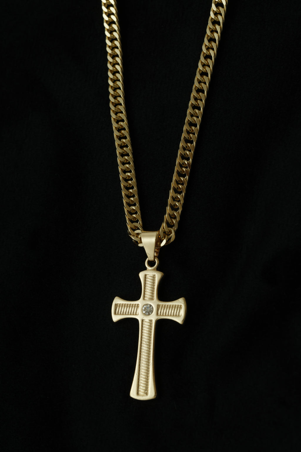 VARSE ME KRYQ ME GURE