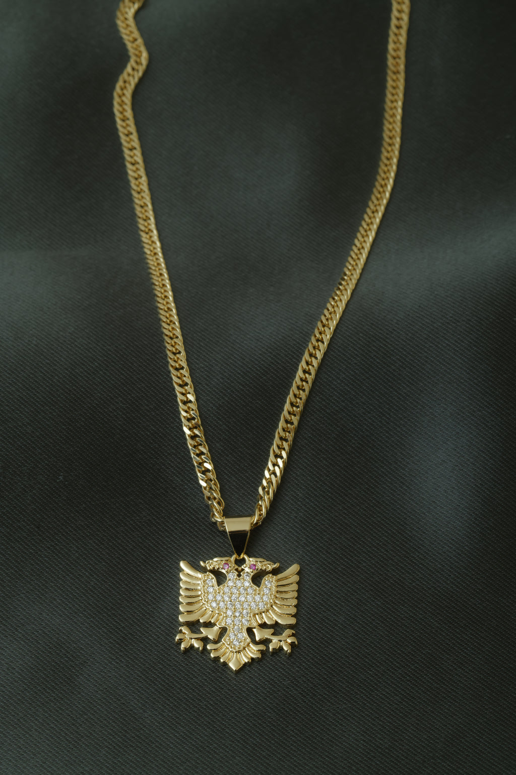 VARSE ME SHQIPONJE ME GURE