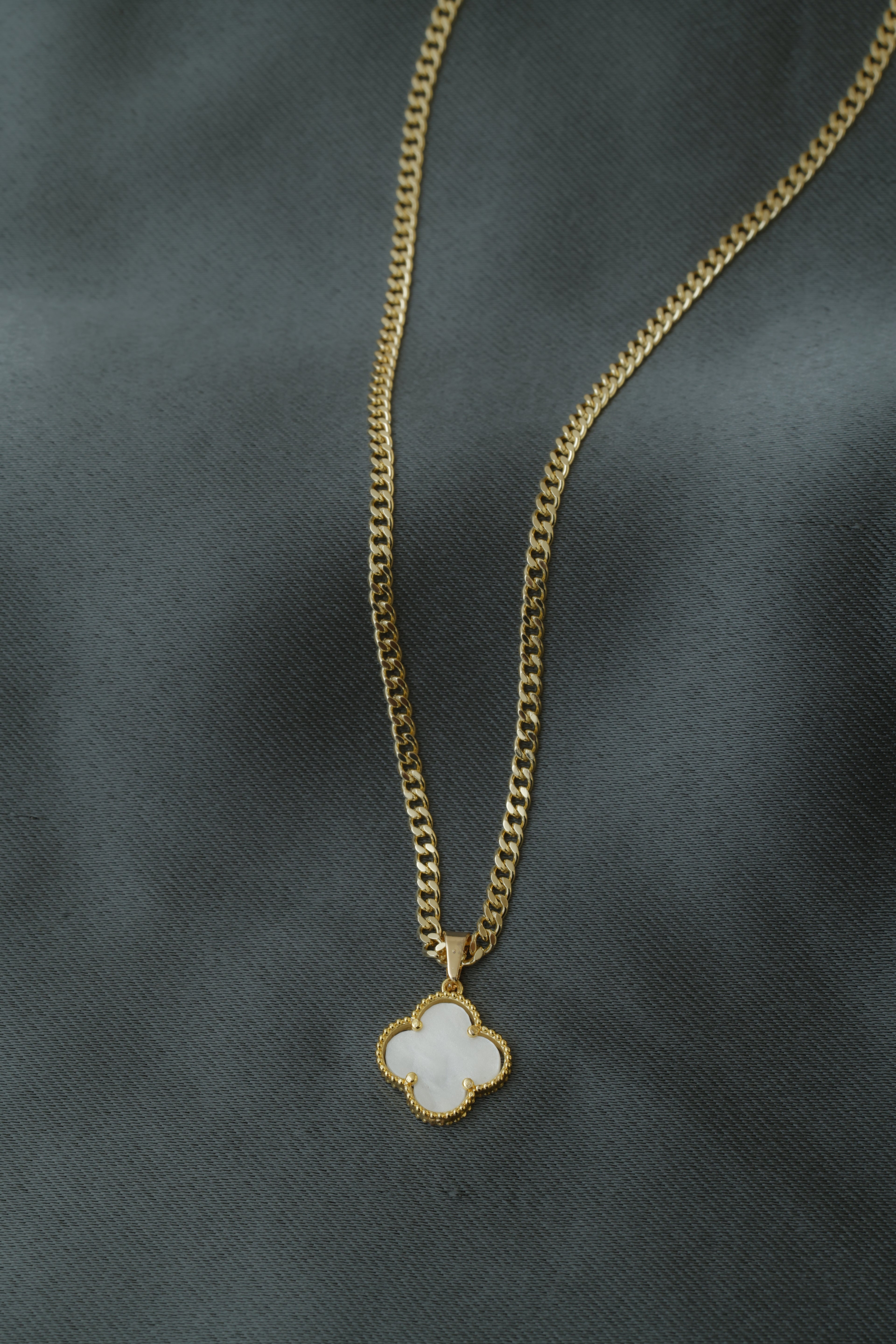 VARSE ME LULE VAN CLEFI TE BARDHE