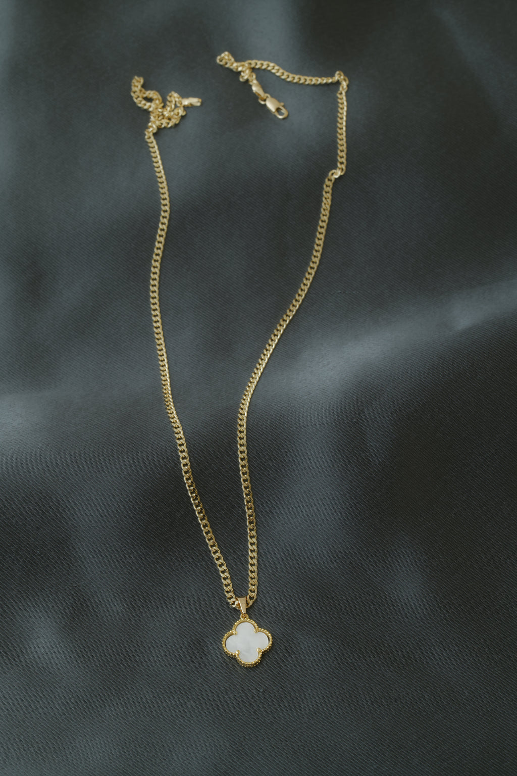 VARSE ME LULE VAN CLEFI TE BARDHE