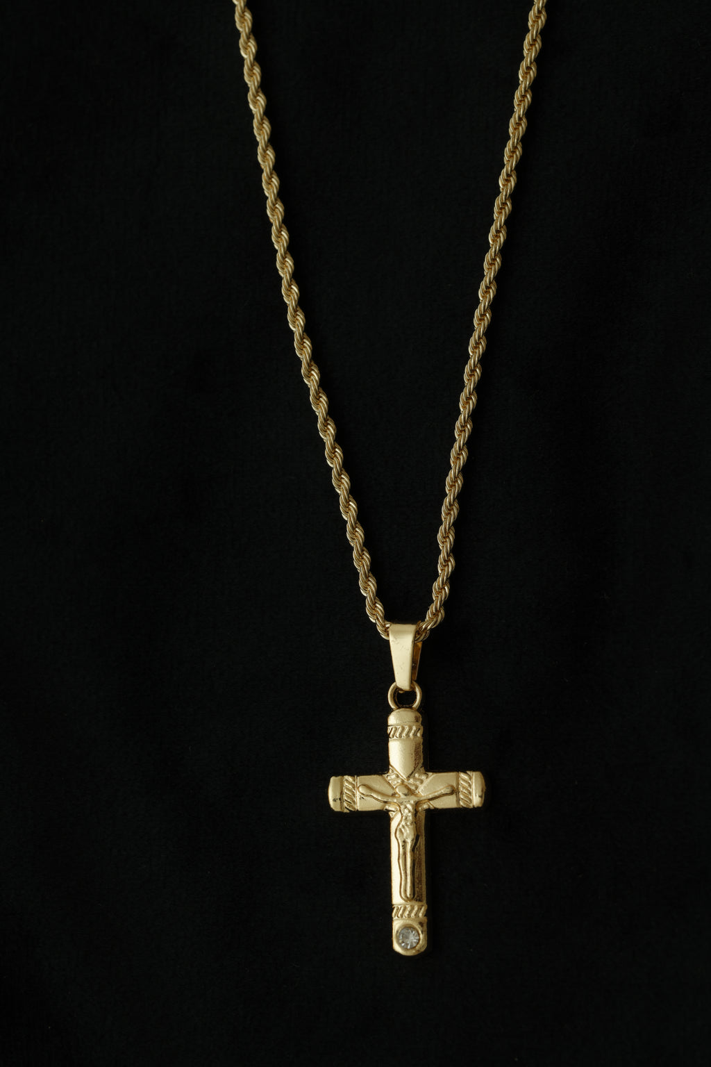 VARSE ME KRYQ ME JEZUS ME GURE