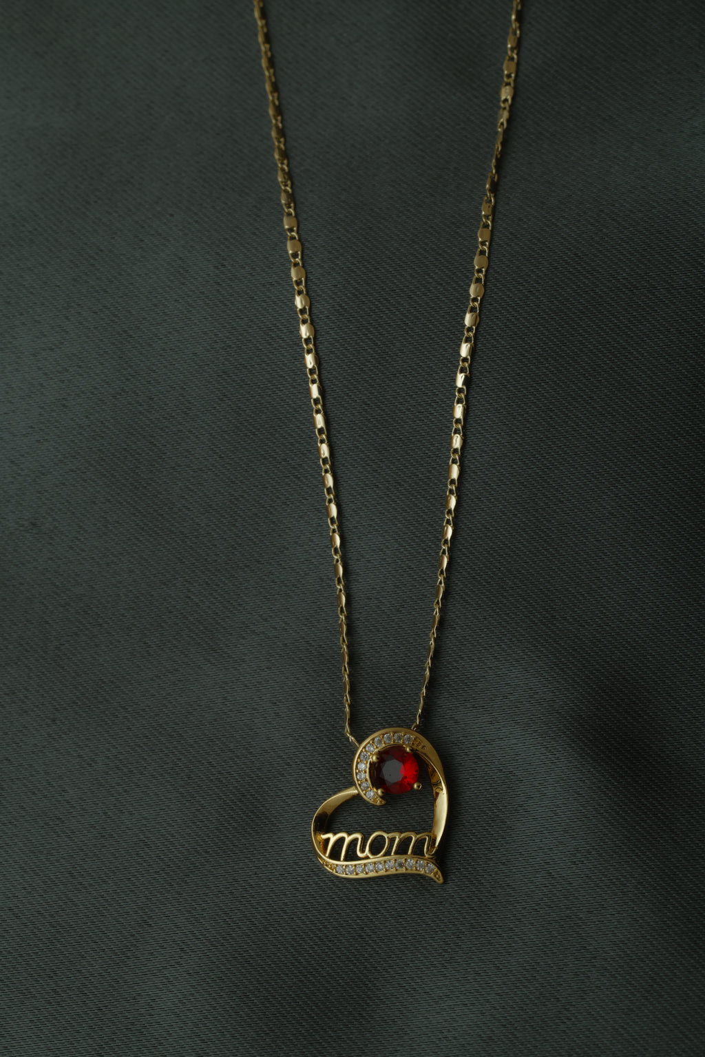 VARSE ME MAMA ZEMER ME GURE TE KUQ