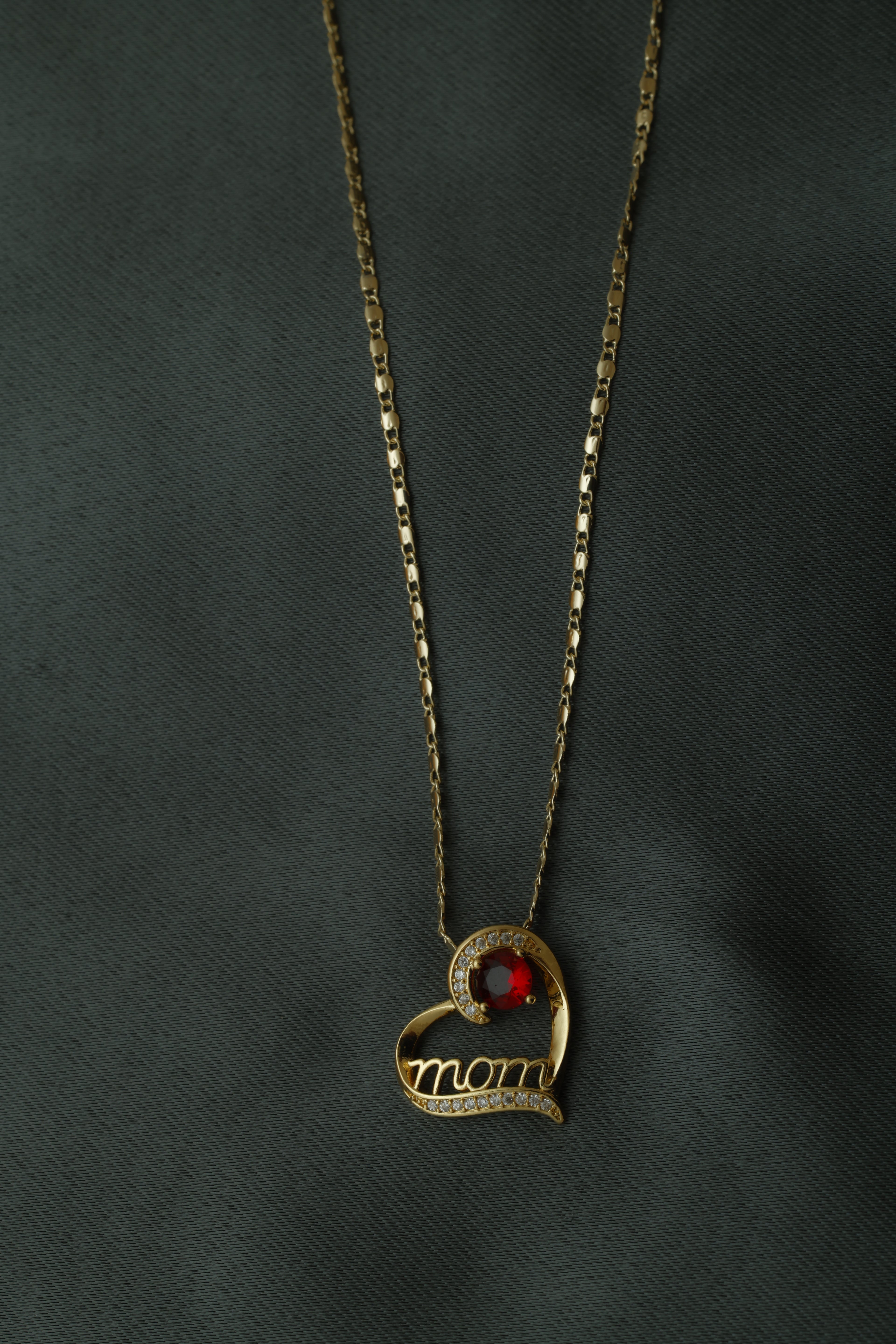 VARSE ME MAMA ZEMER ME GURE TE KUQ