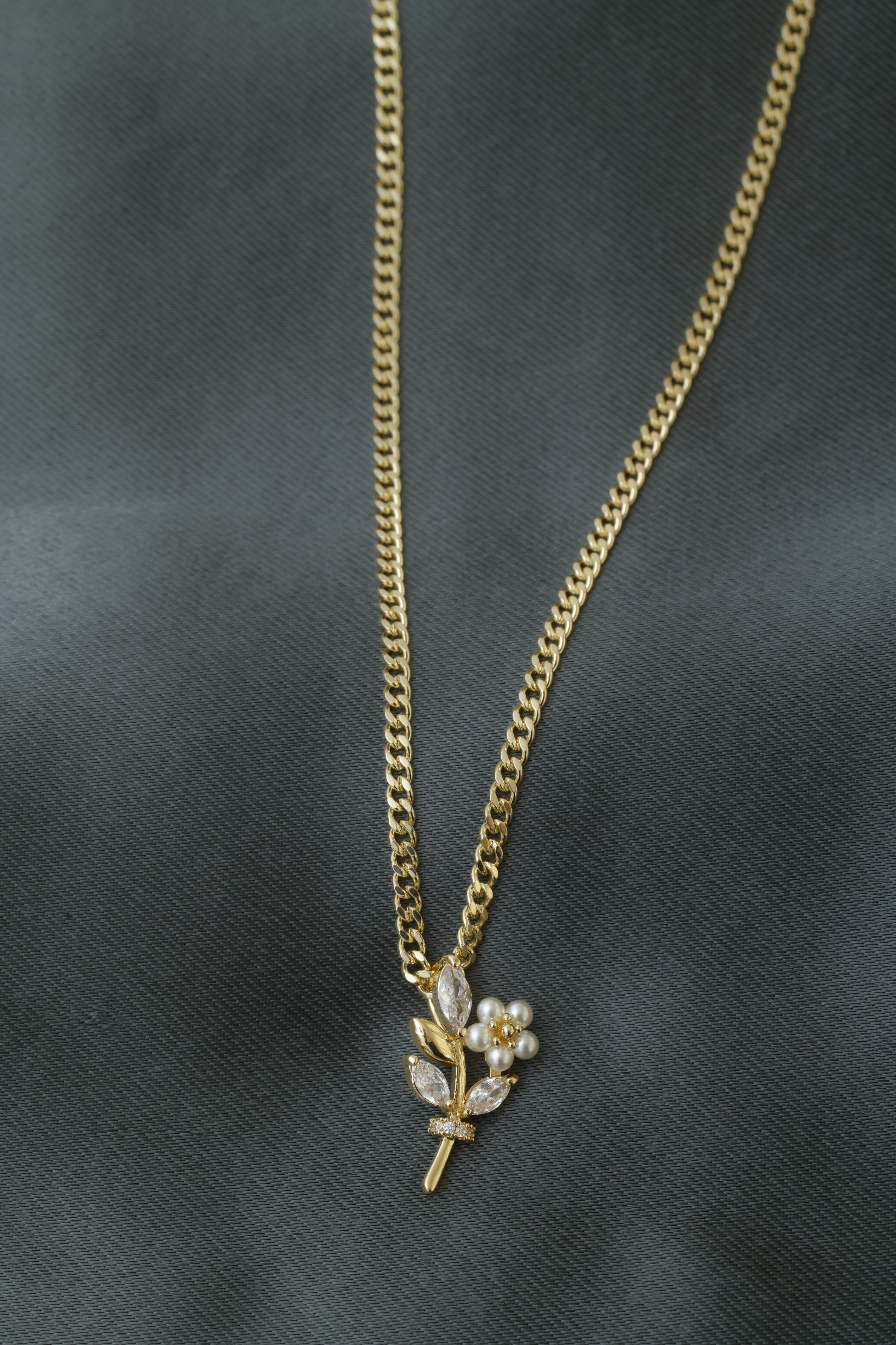 VARSE ME LULE TE BARDHE