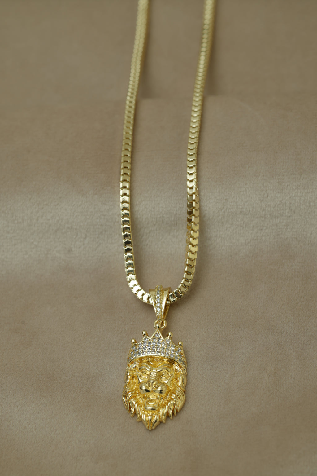 VARSE ME LUAN KURORE