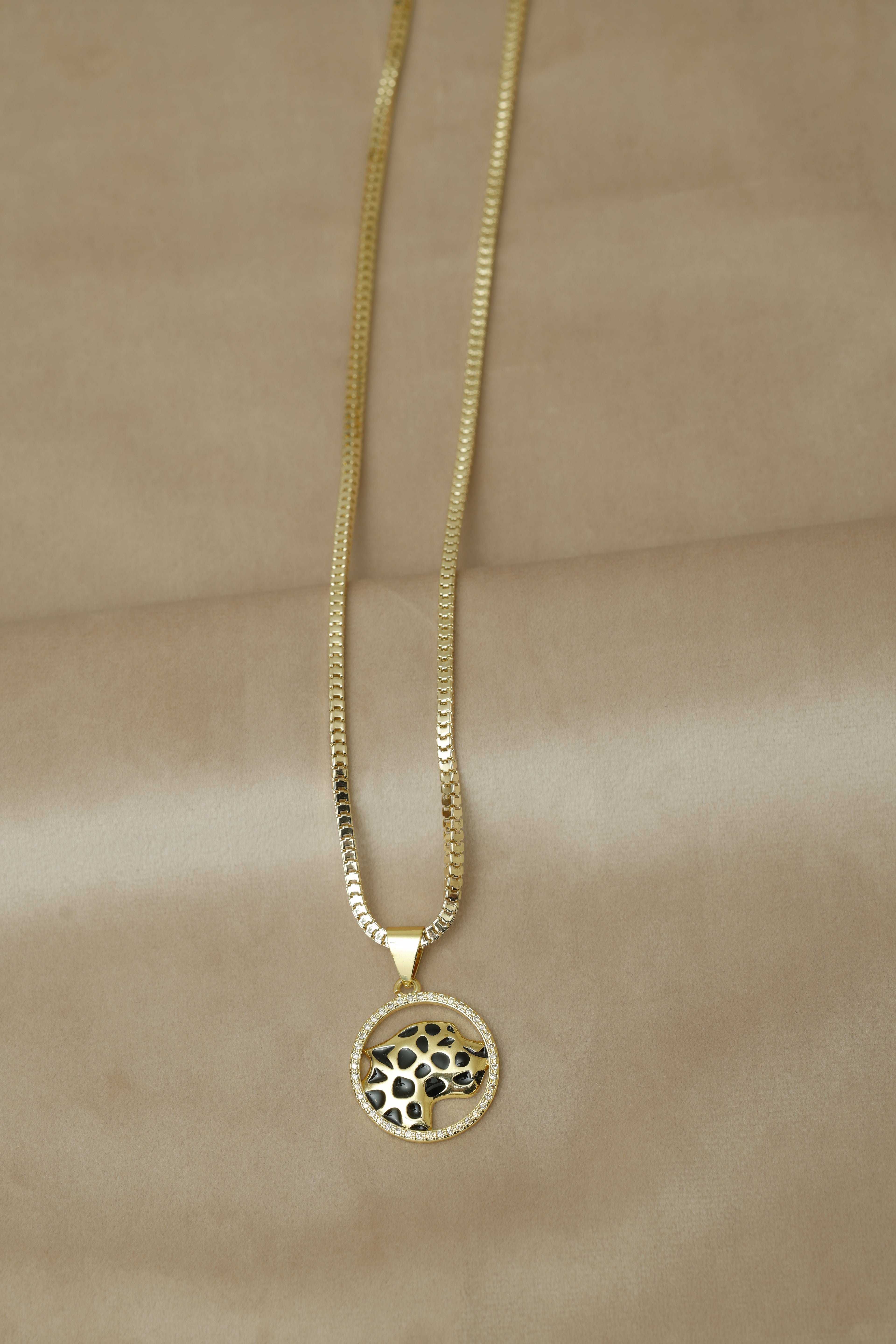 VARSE ME PANTER TE ZEZE