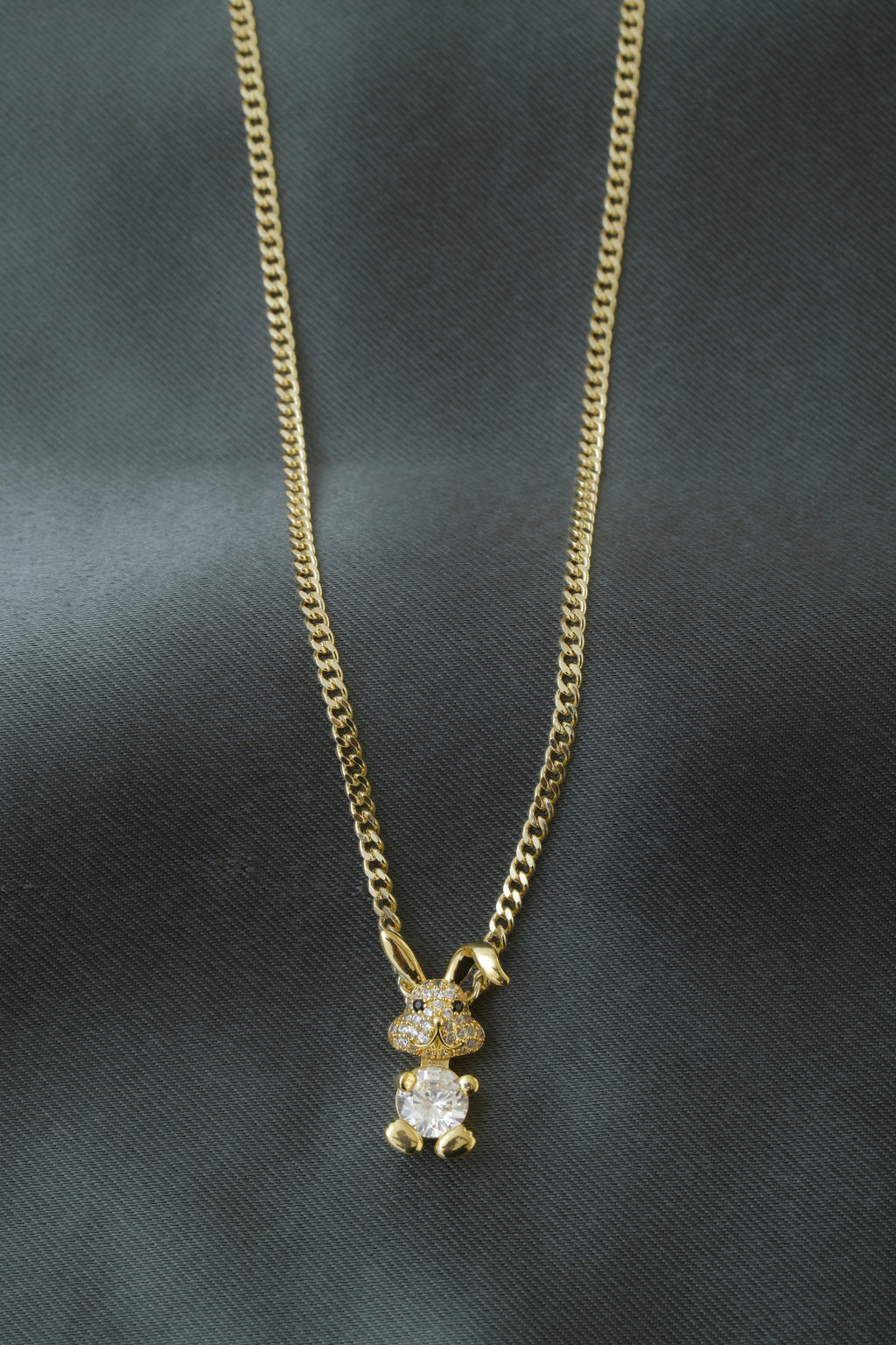 VARSE ME LEPURUSH TE BARDHE