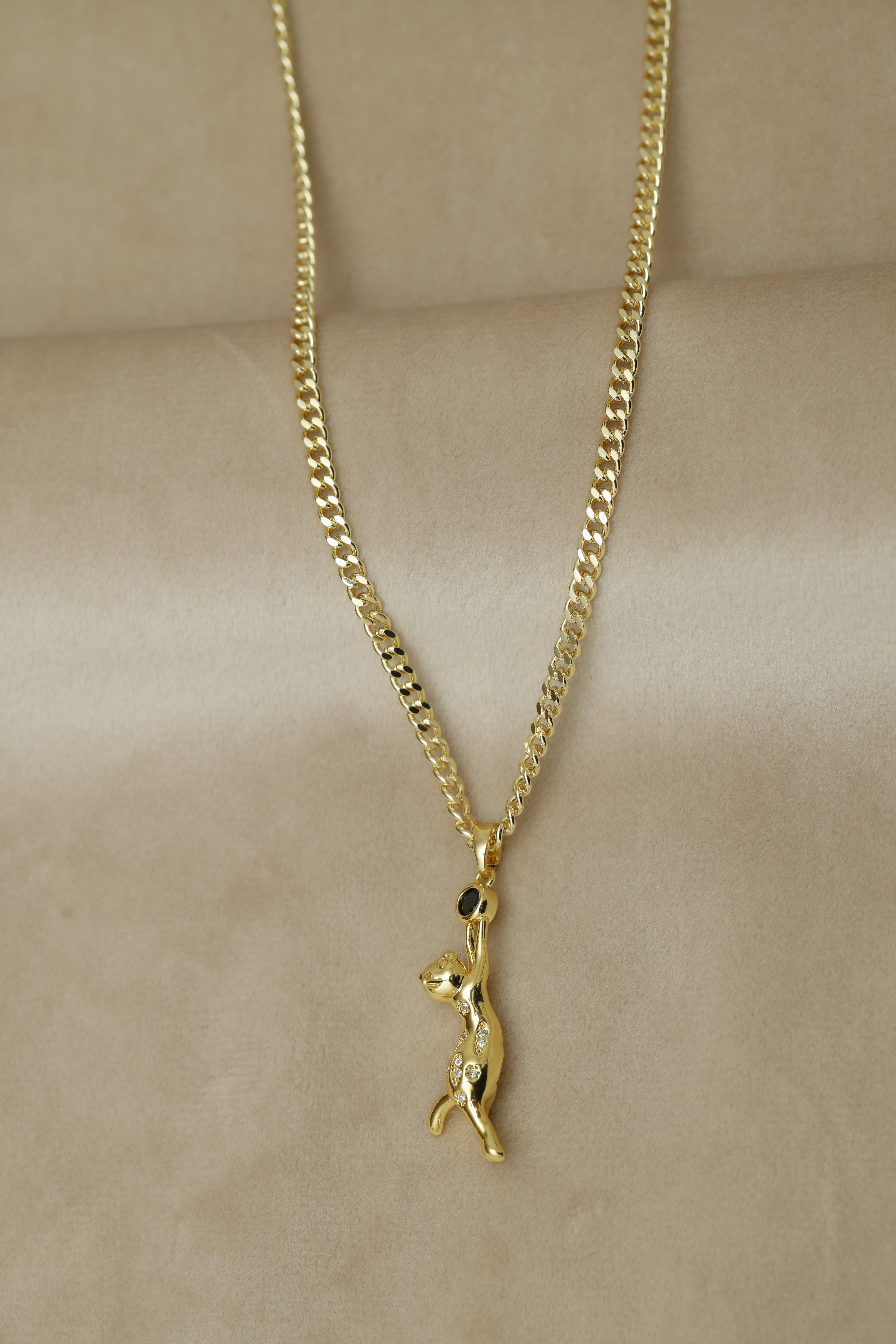 VARSE ME PANTER MACE