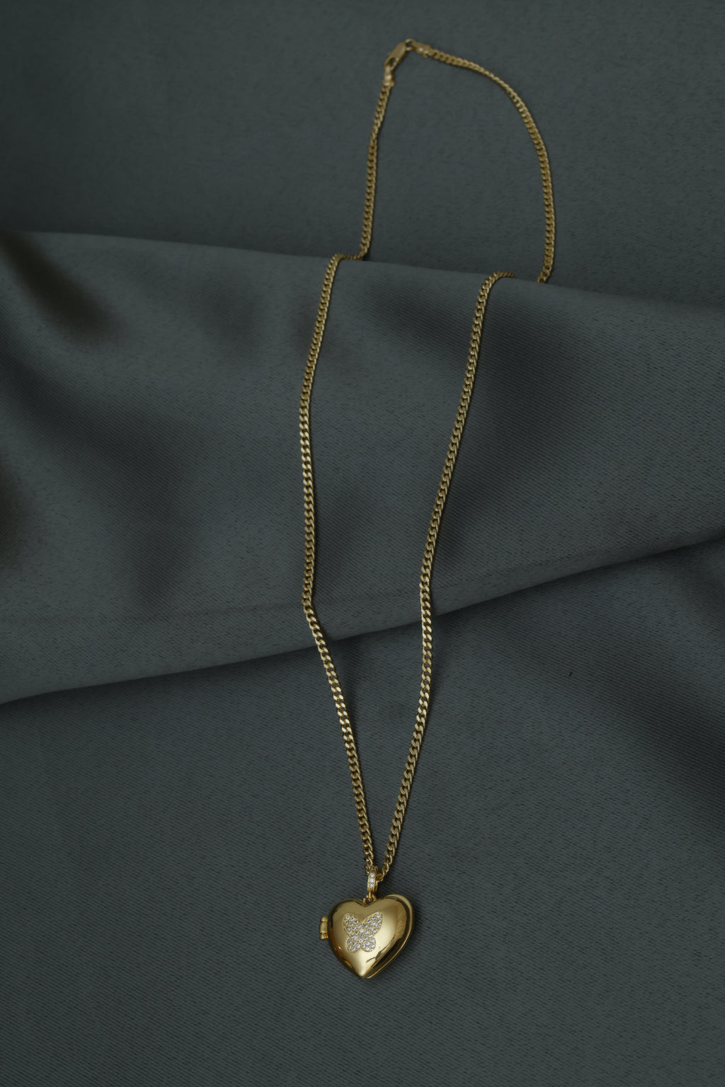 VARSE ME ZEMER ME HAPJE DHE ME FLUTUR