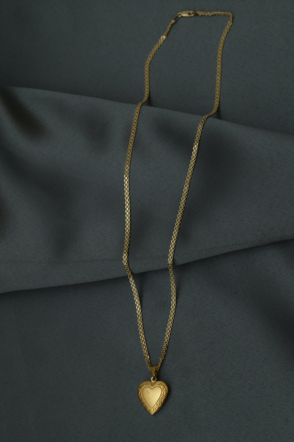 VARSE ME ZEMER ME HAPJE BOSH