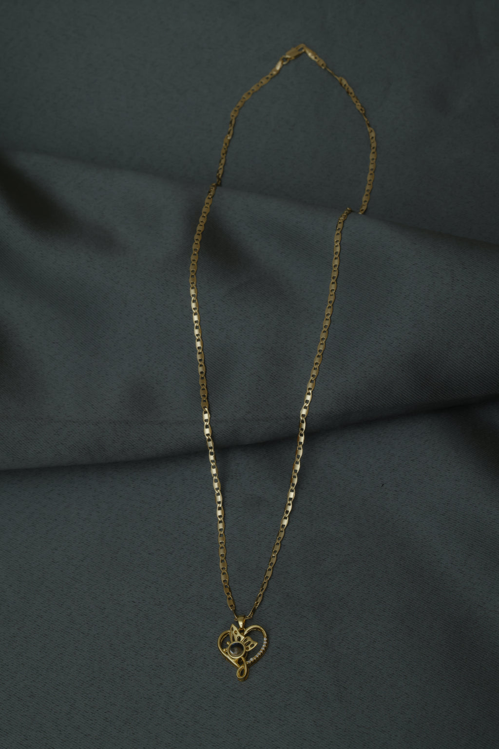 VARSE ME ZEMER ME SY TE DUA 100 GJUHE