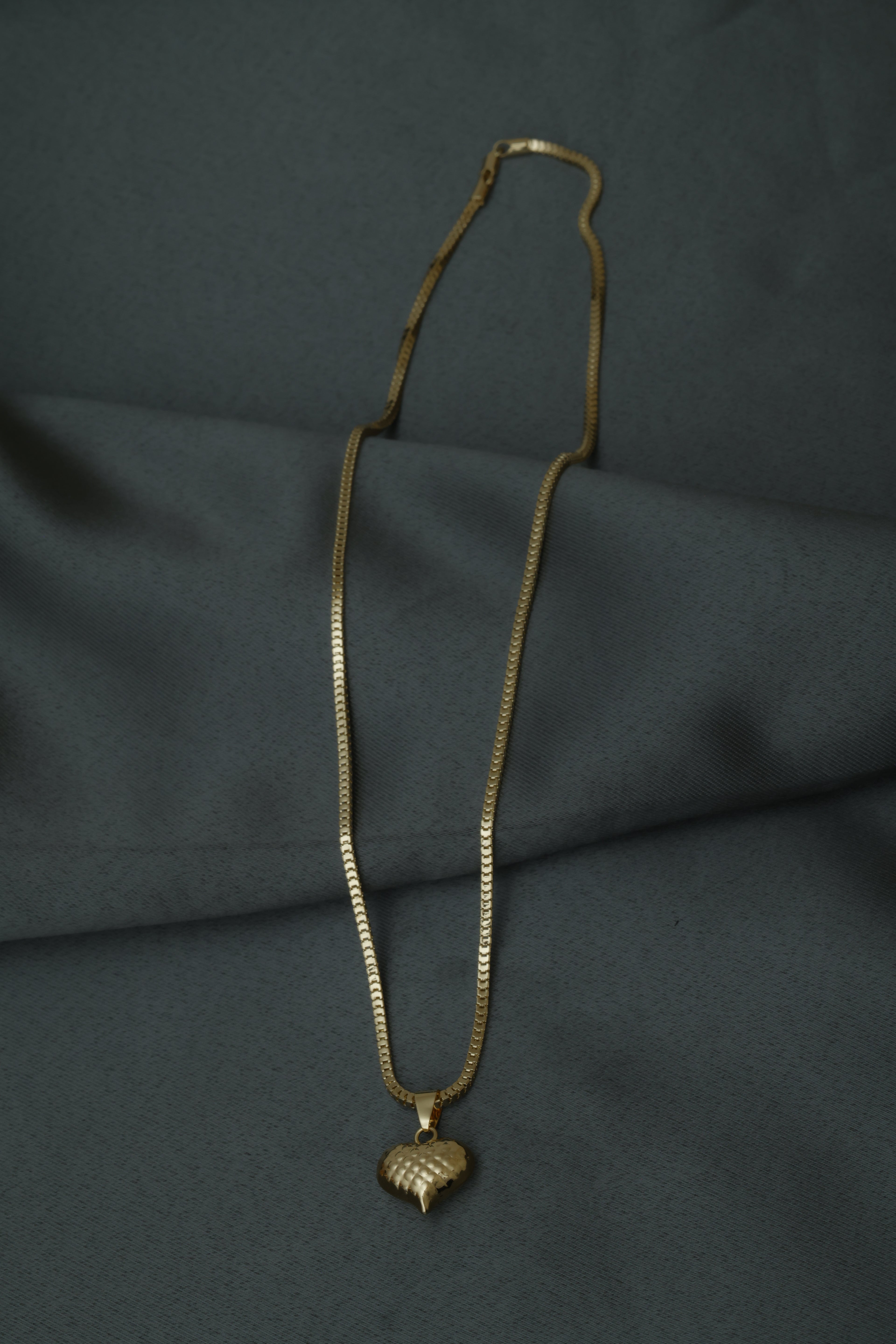 VARSE ME ZEMER ME FRYRJE