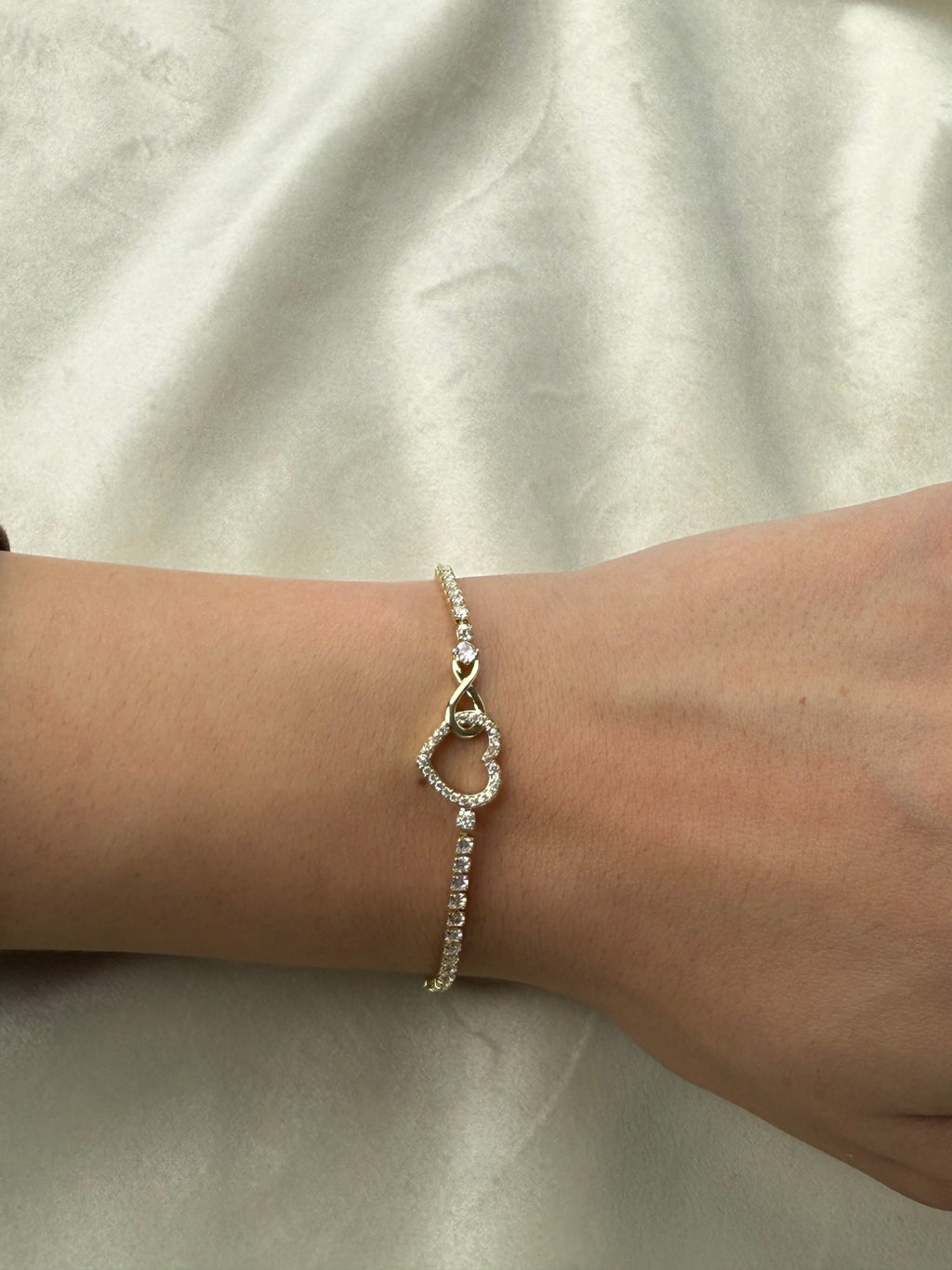 Byzylyk tenis me zemer