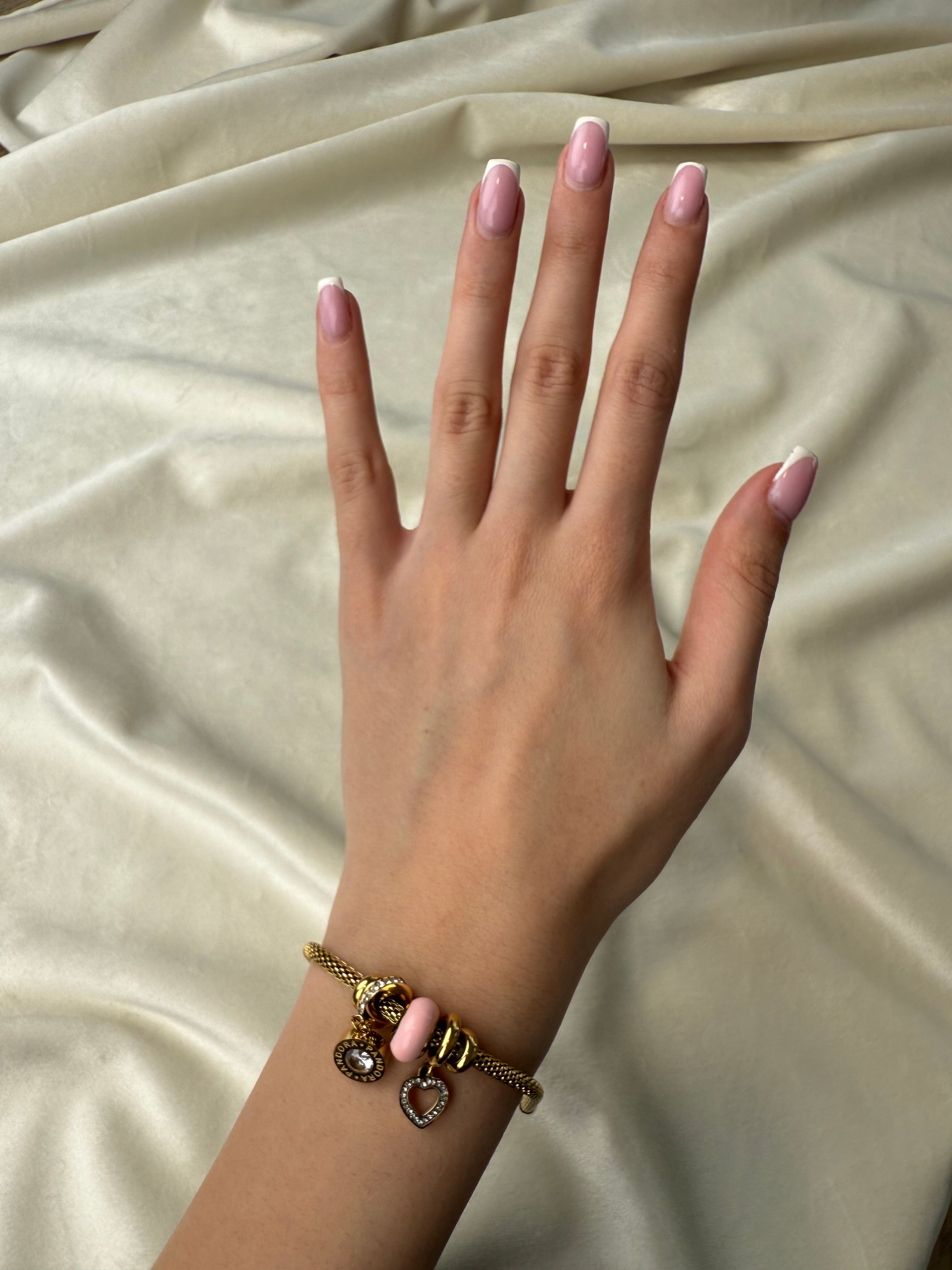 Byzylyk pandora me gure roze