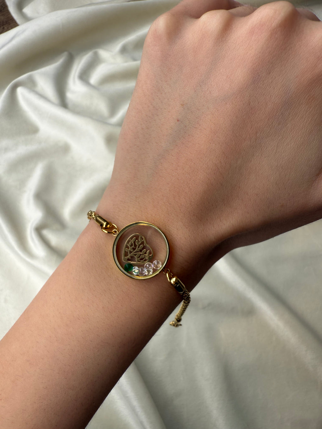 Byzylyk gold me zemer dhe gure