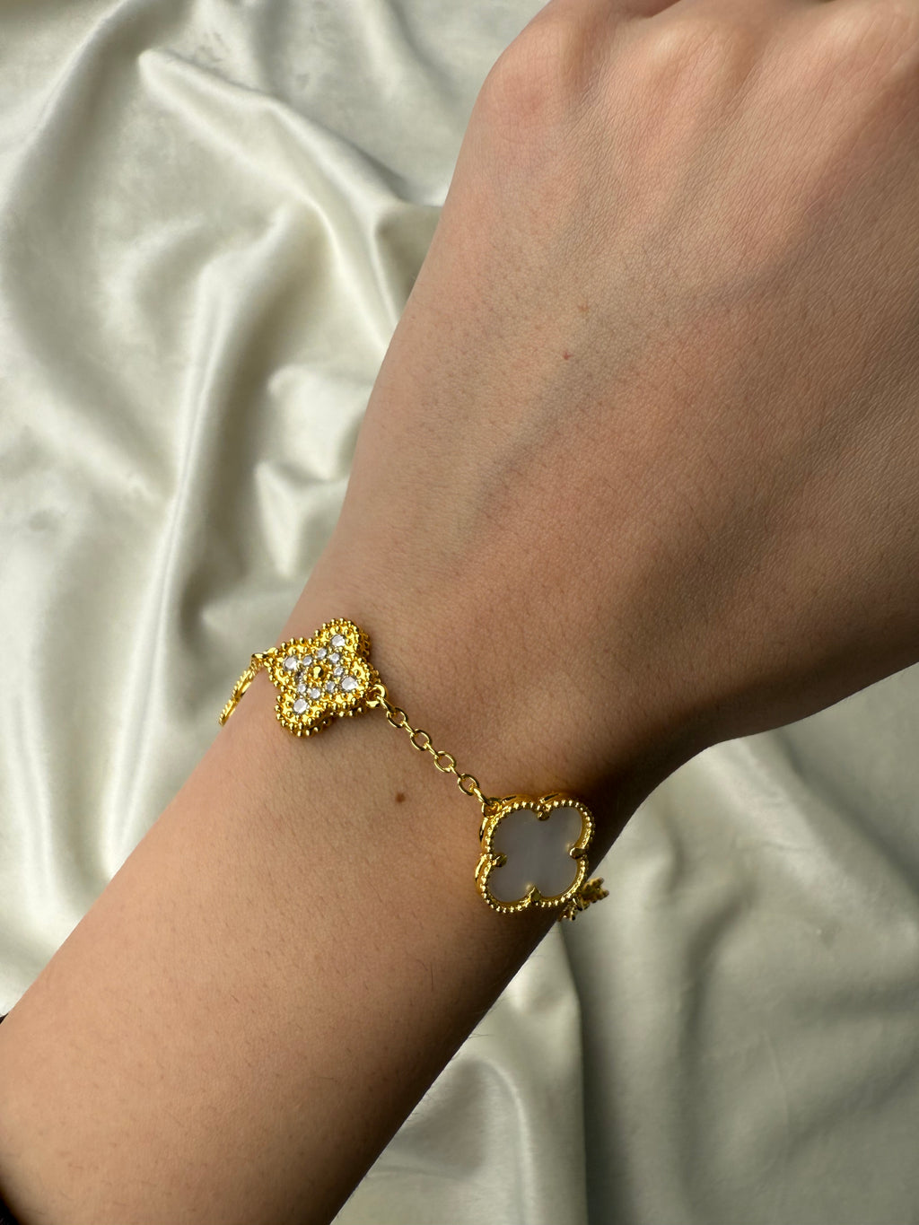 Byzylyk van cleef  i bardh me motive gold