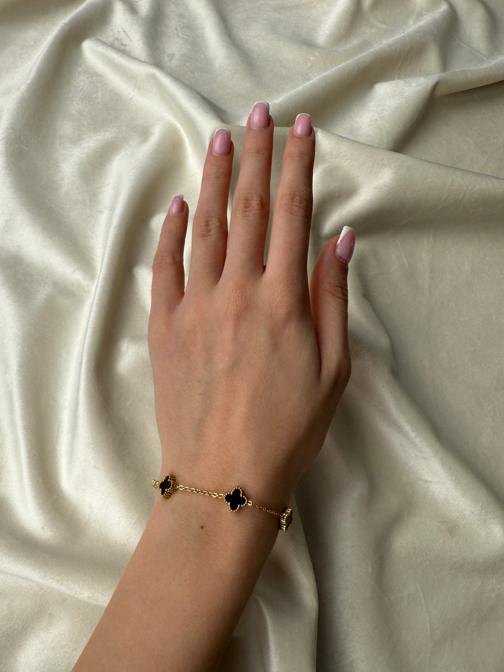 Byzylyk van cleef mini lule e zeze