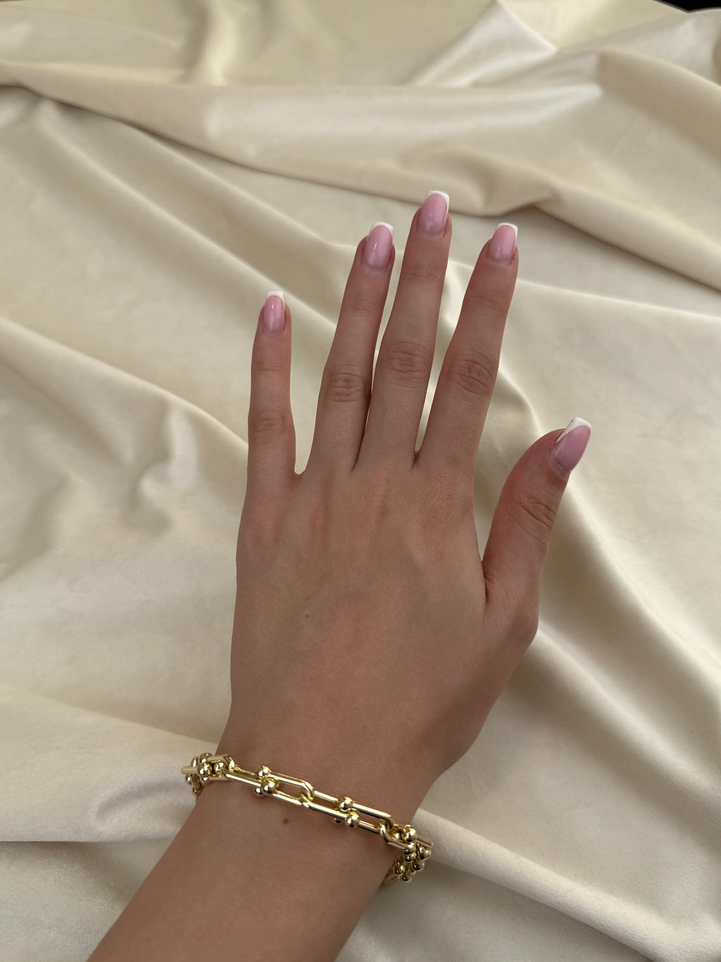 Byzylyk me rruza lidhese