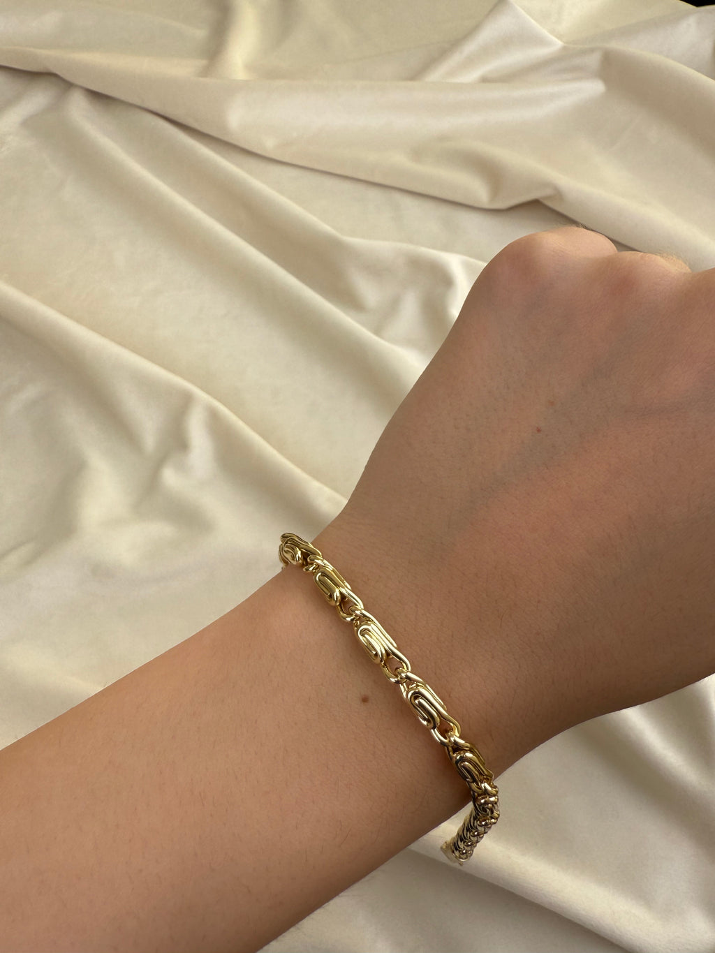 Byzylyk gold mbreteror