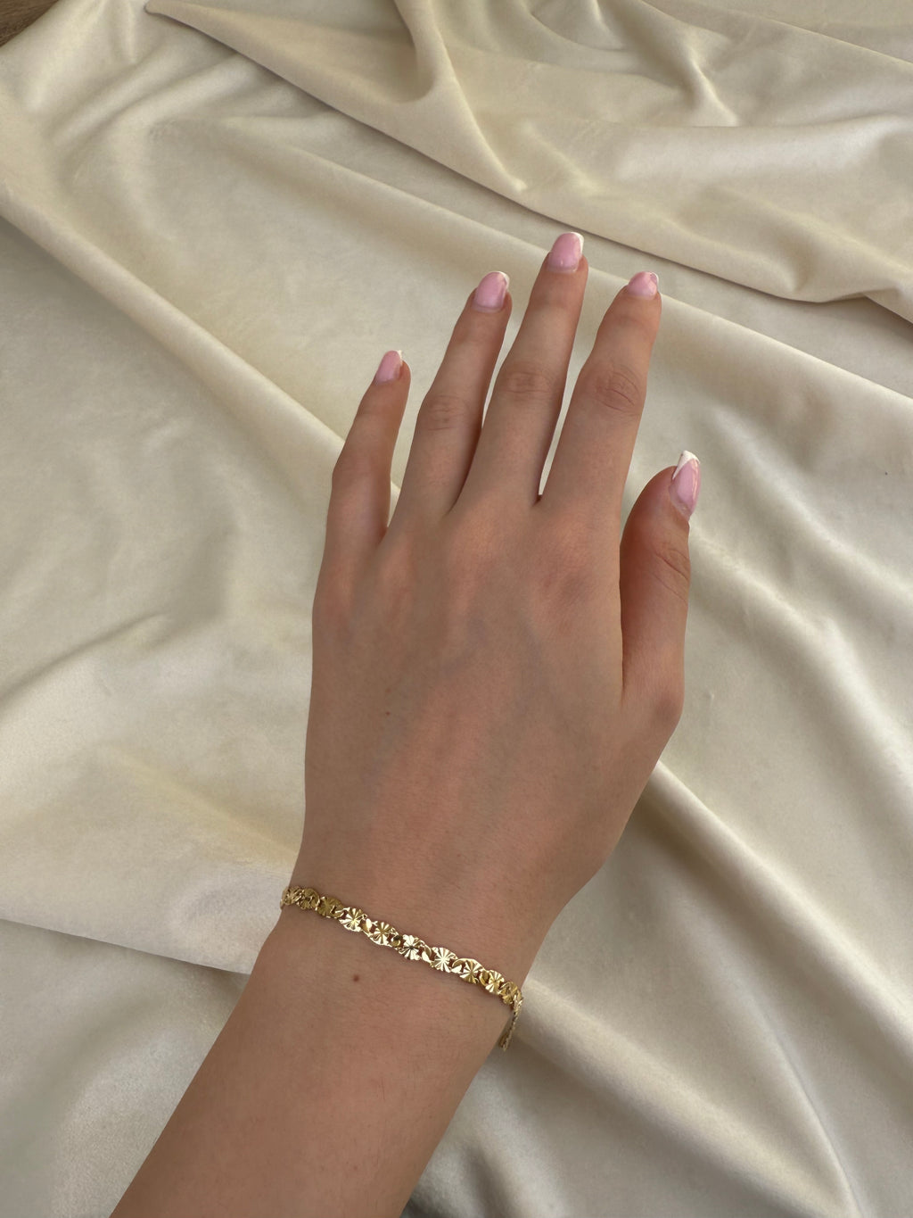 Byzylyk me gdhendje yll