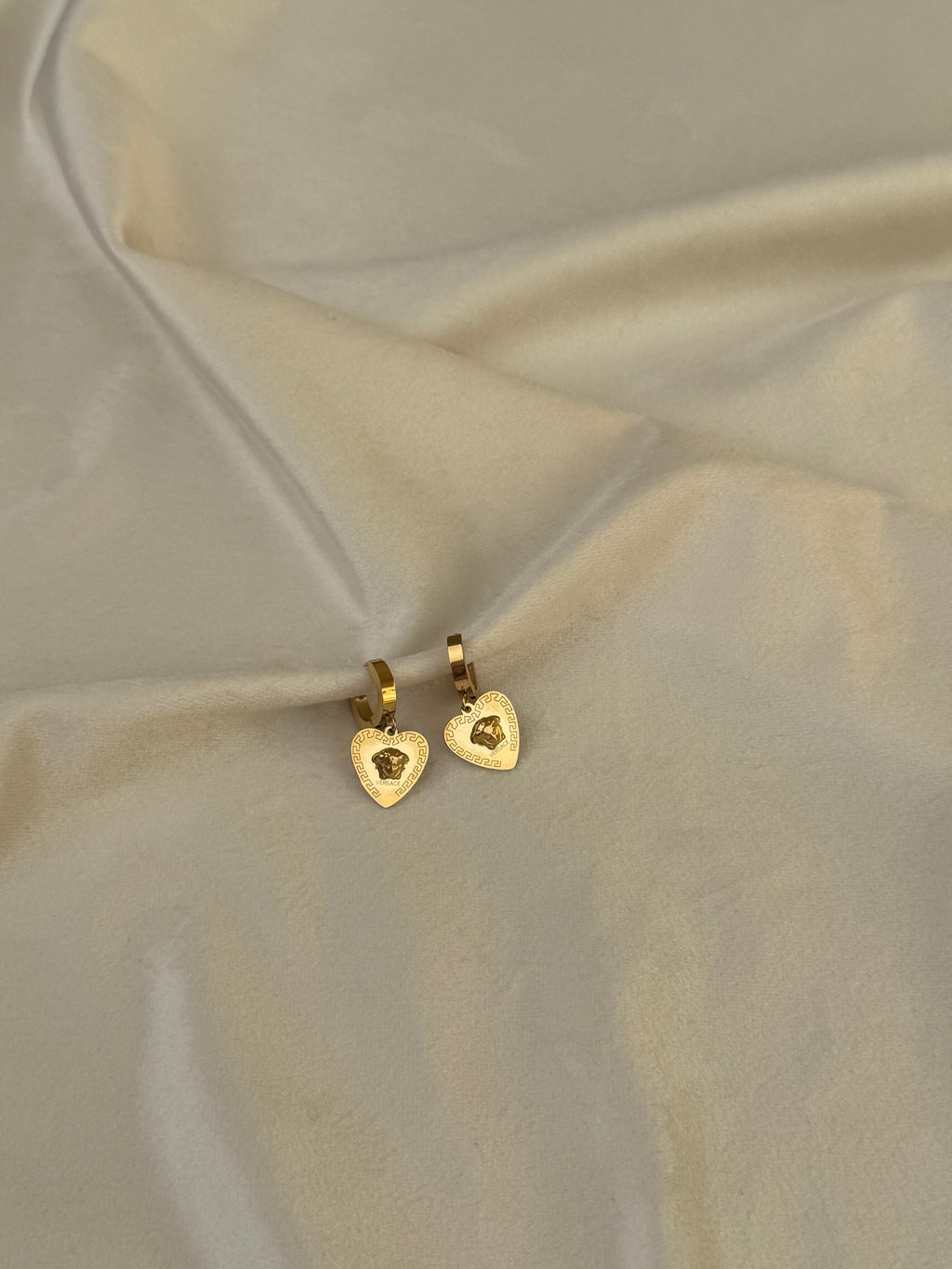 Vathe me zemer versace