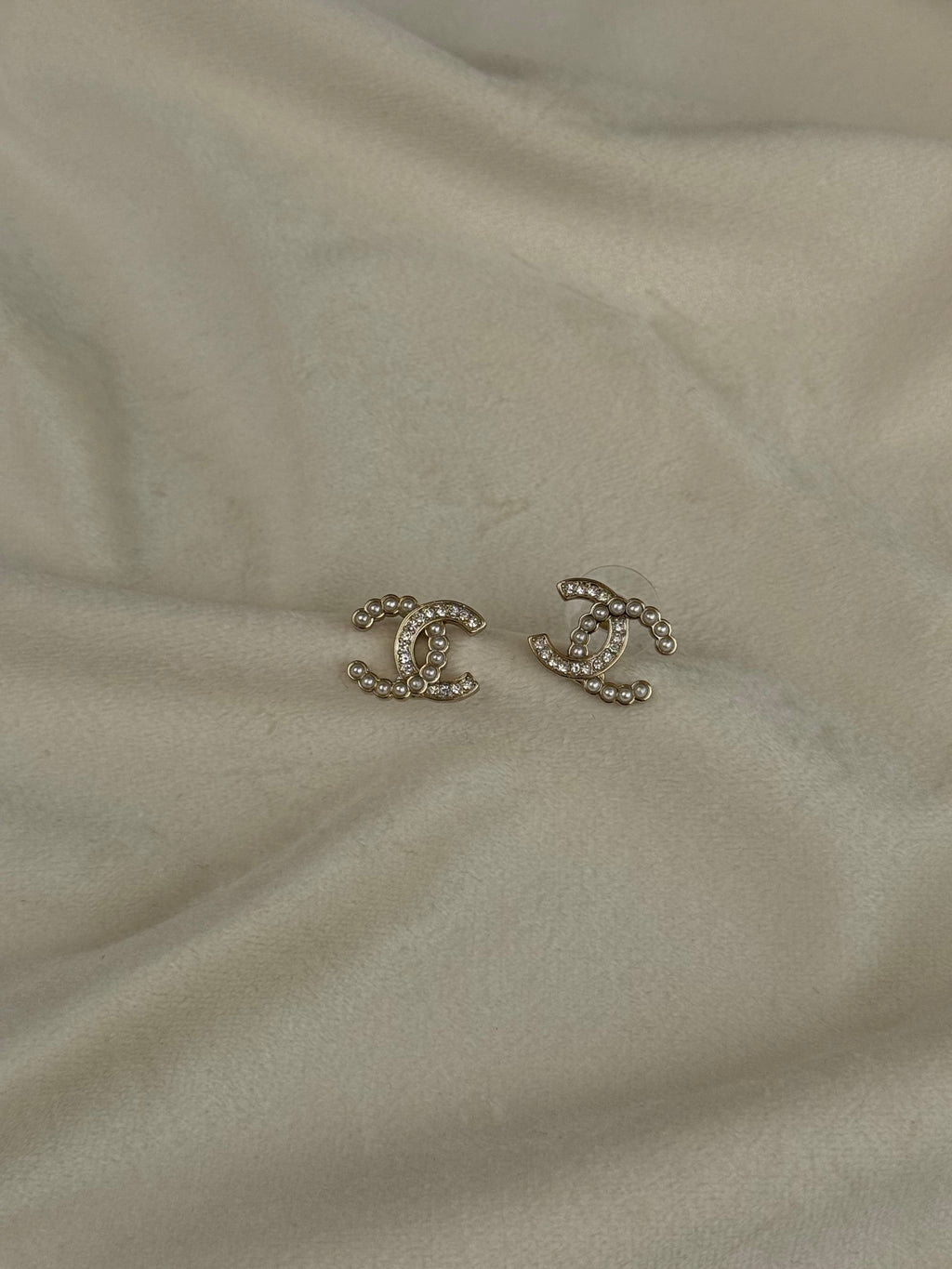 Vathe Chanel me perla