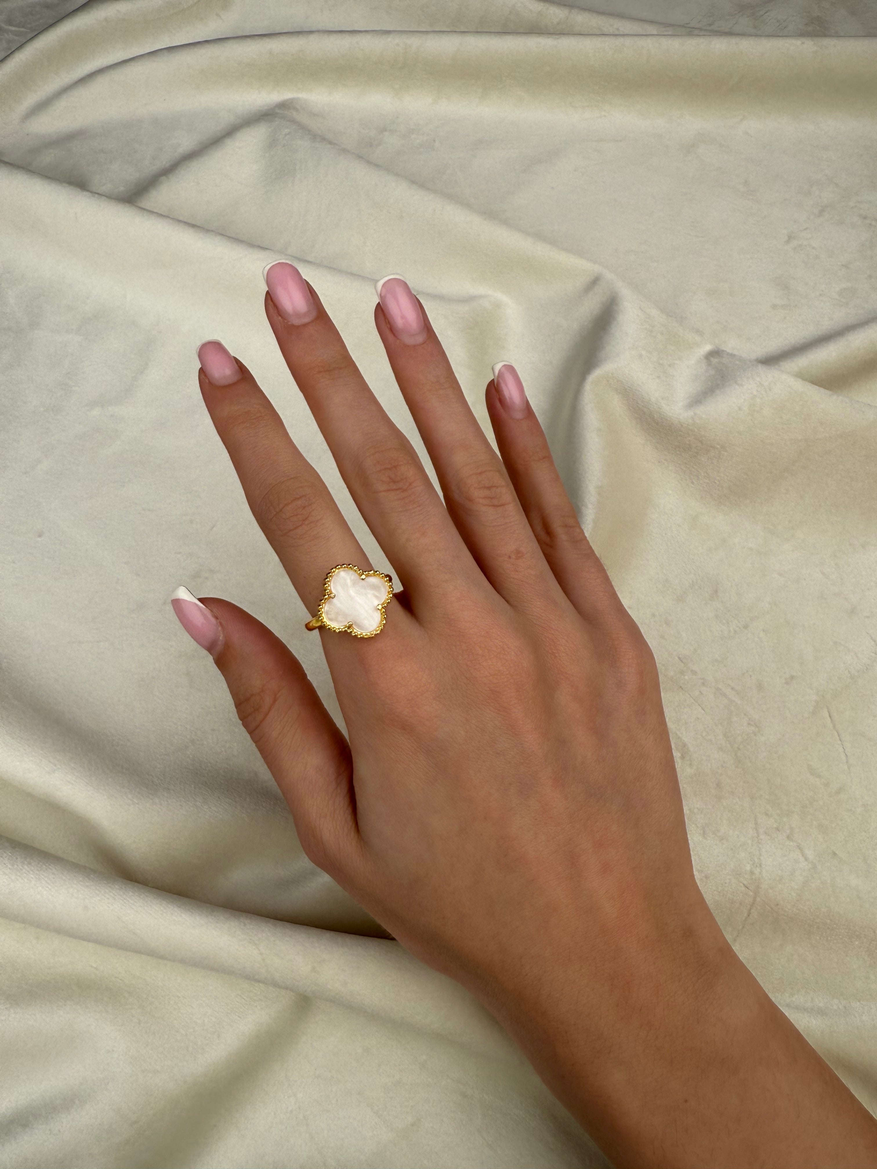 Unaze van cleef i bardh