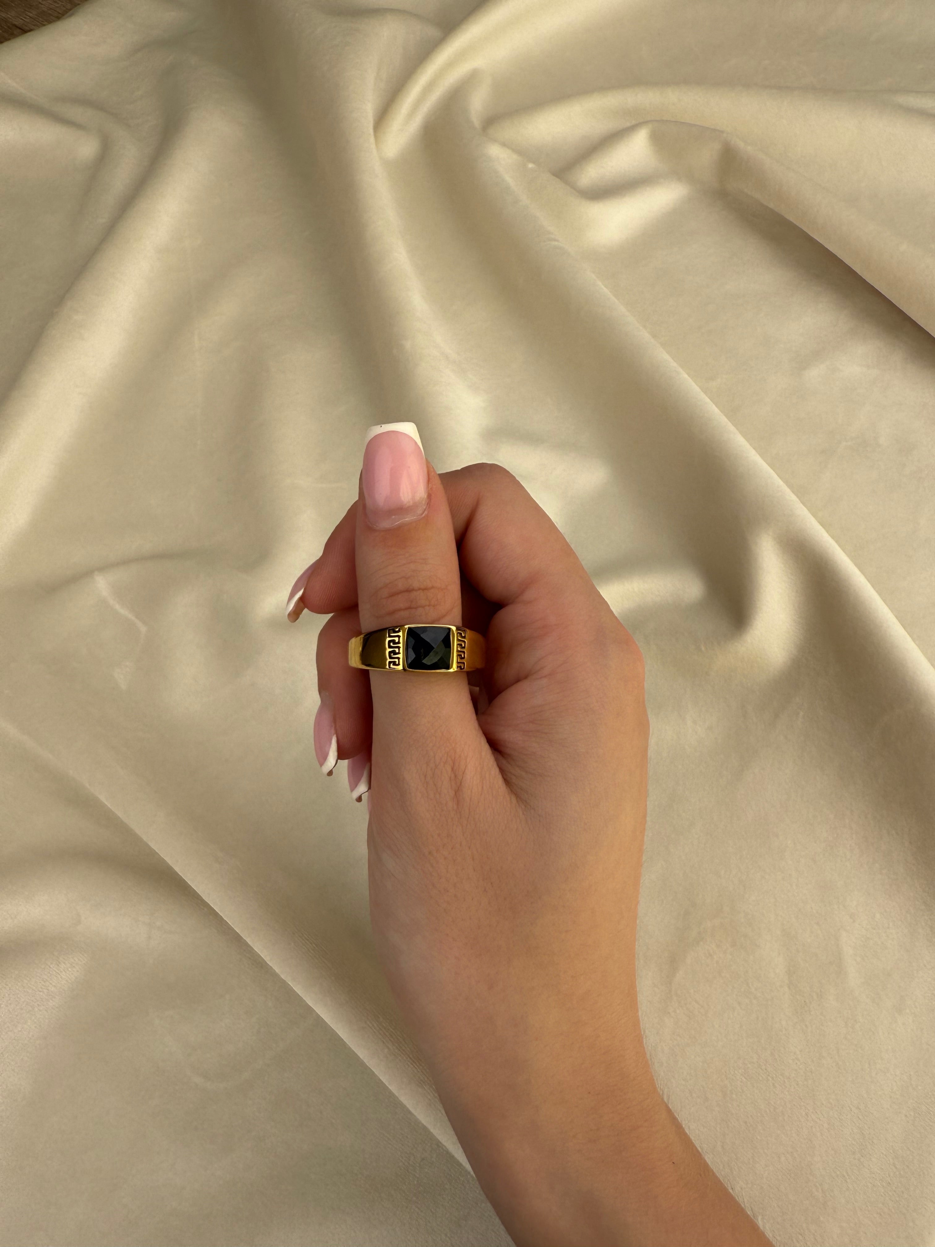 Unaze gold me gur te zi