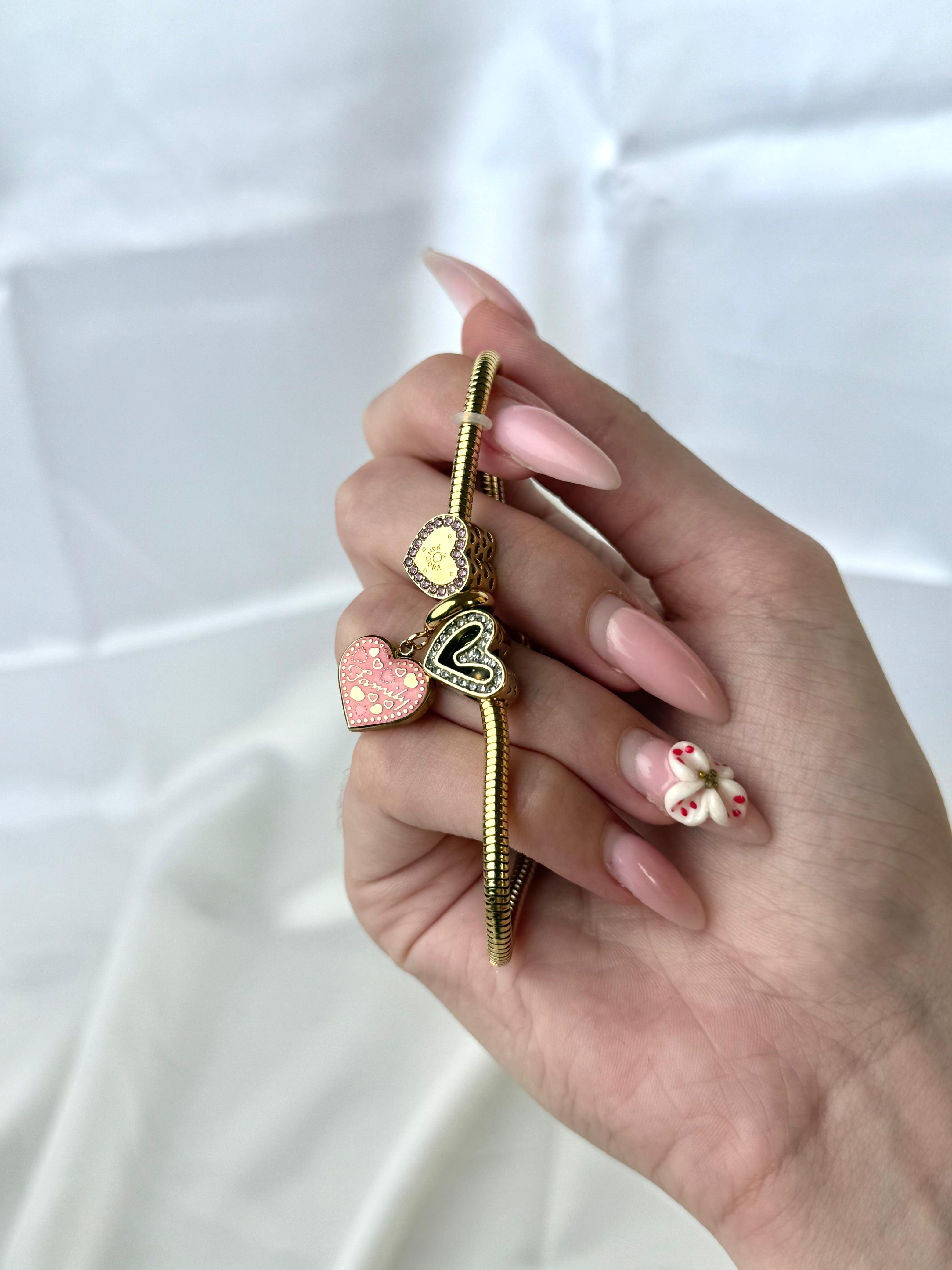 Byzylyk pandora me family