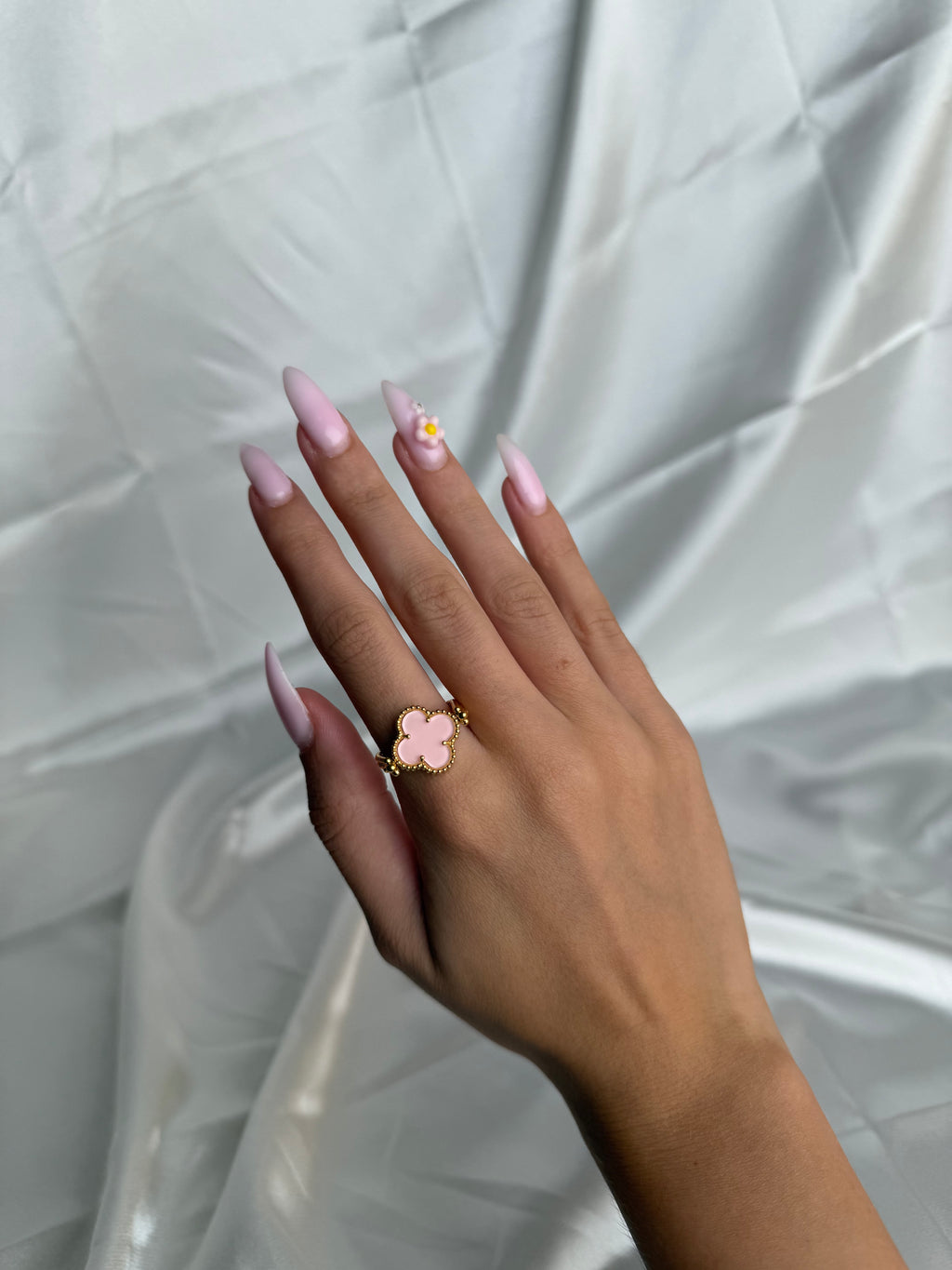 Unaze van cleef roze