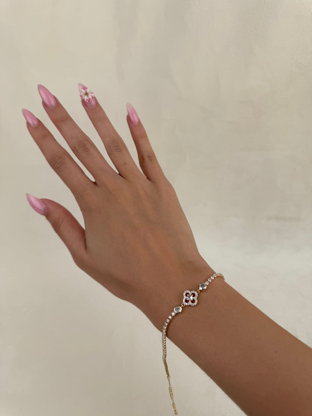 Byzylyk me lule me gure