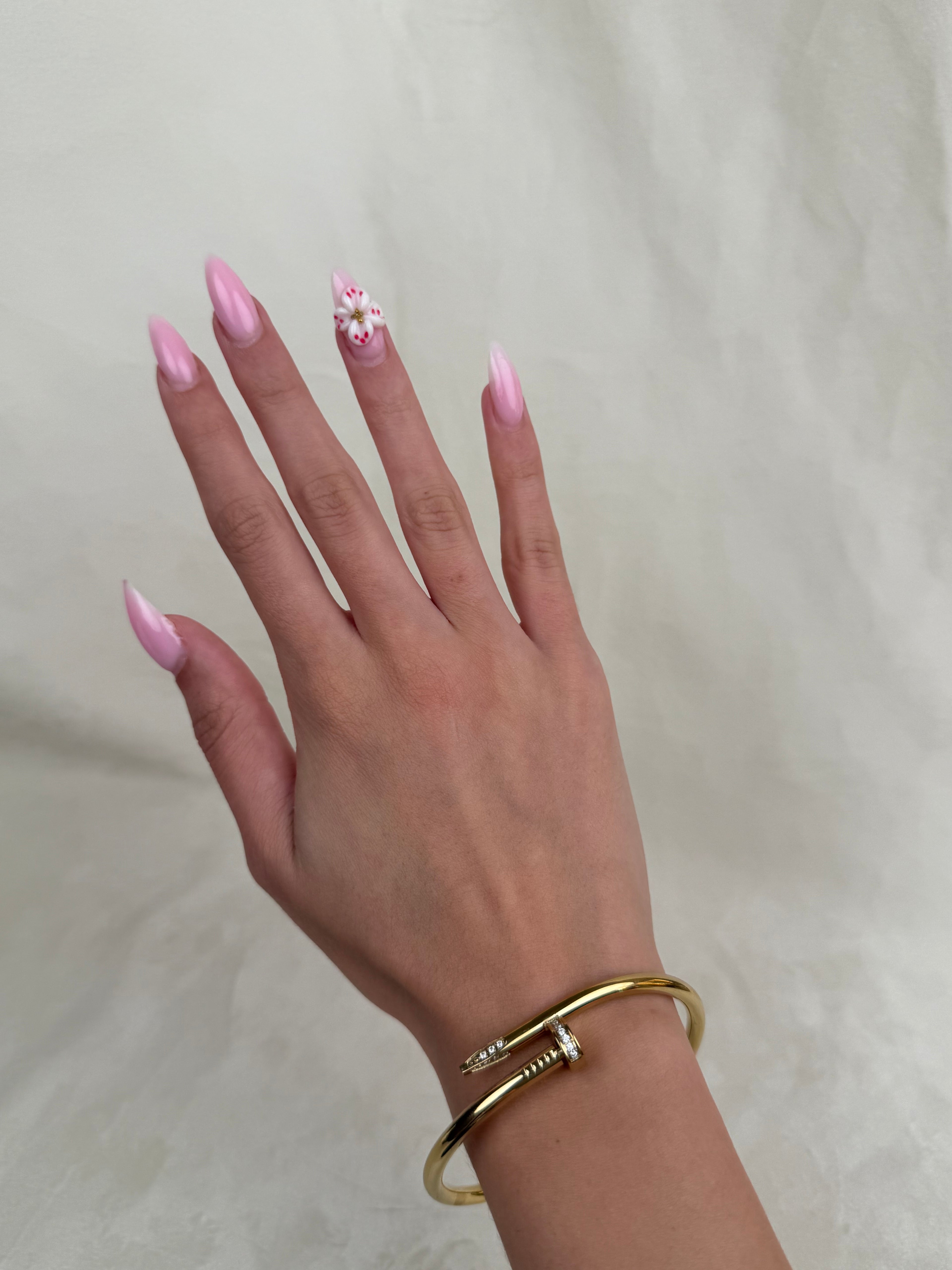 Byzylyk cartier gozhde me gure