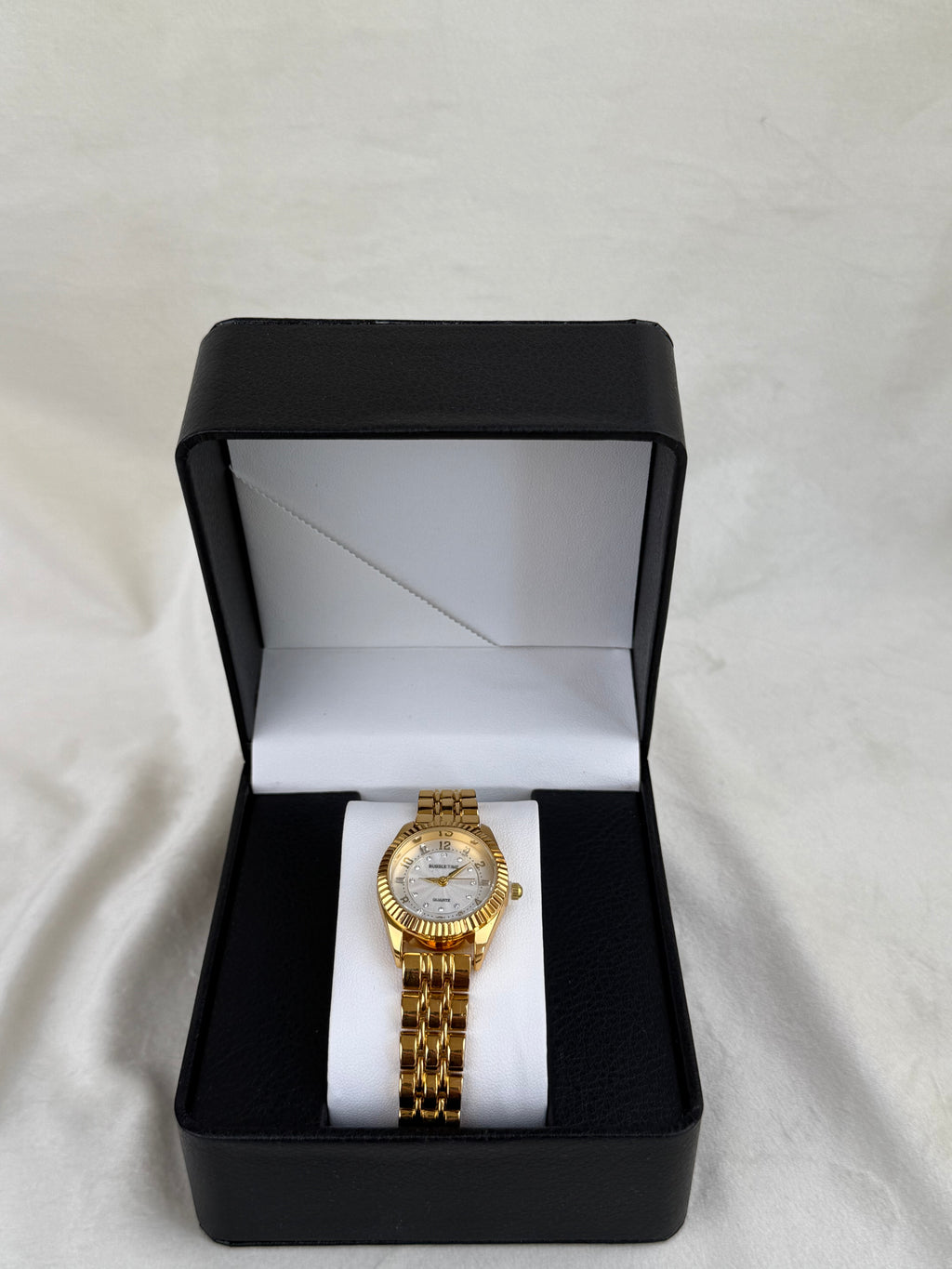 Ore gold me fushe te bardhe