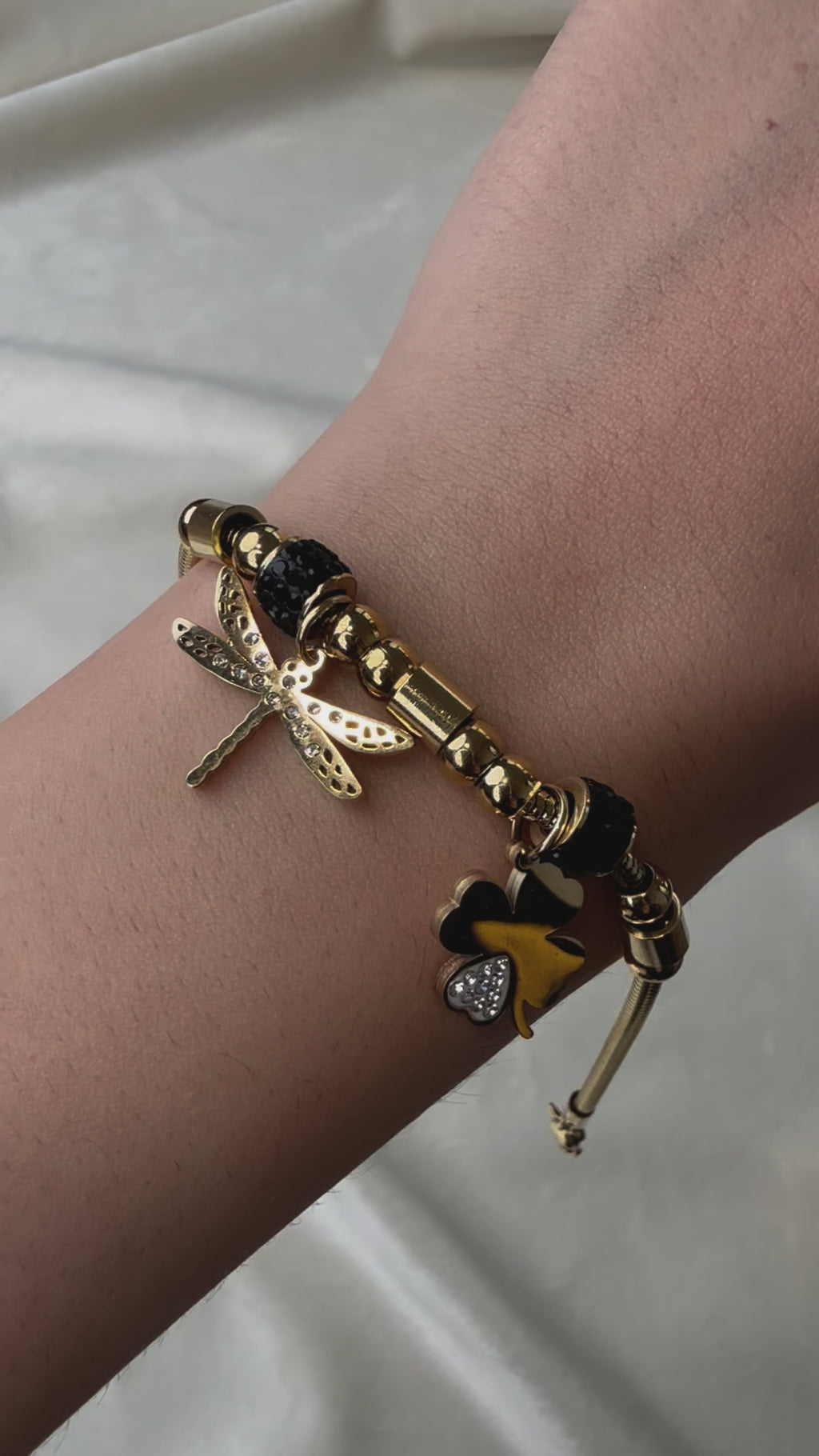 Byzylyk pandora me lule terfili