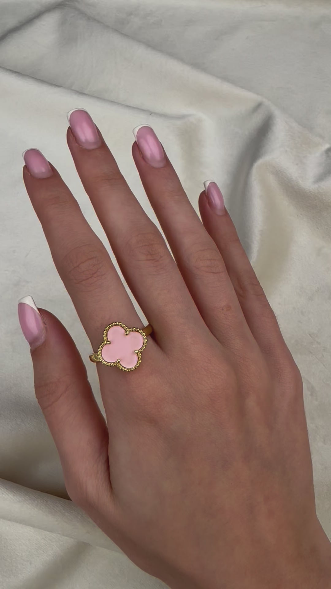 Unaze van cleef roze