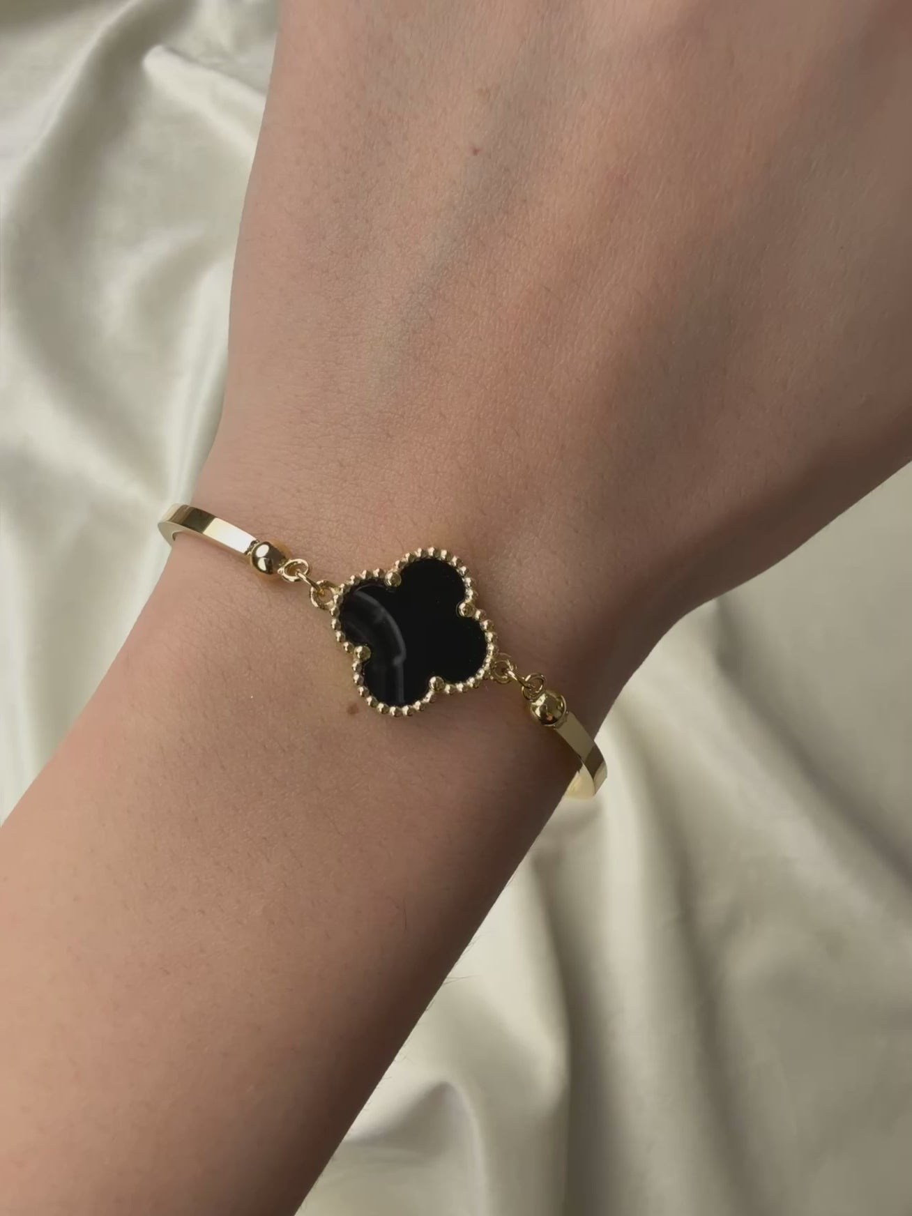 Byzylyk van cleef me lule te zeze