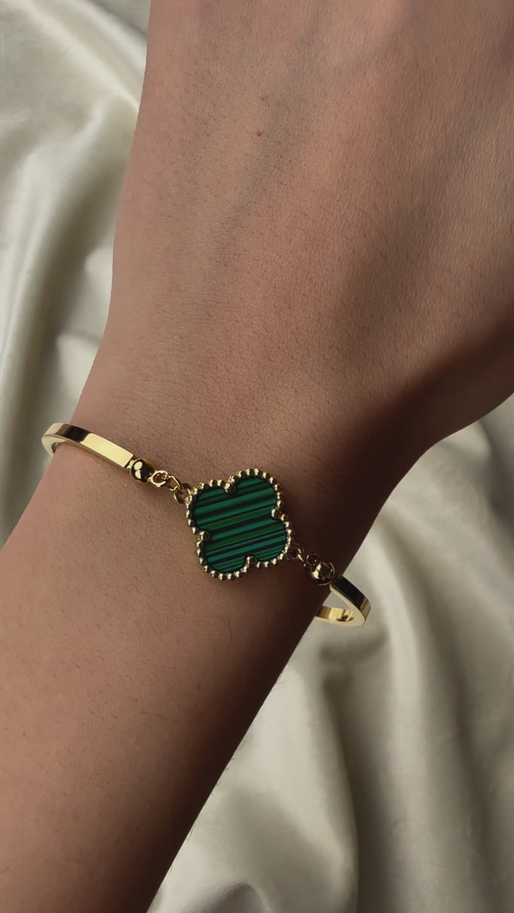 Byzylyk van cleef me lule jeshile