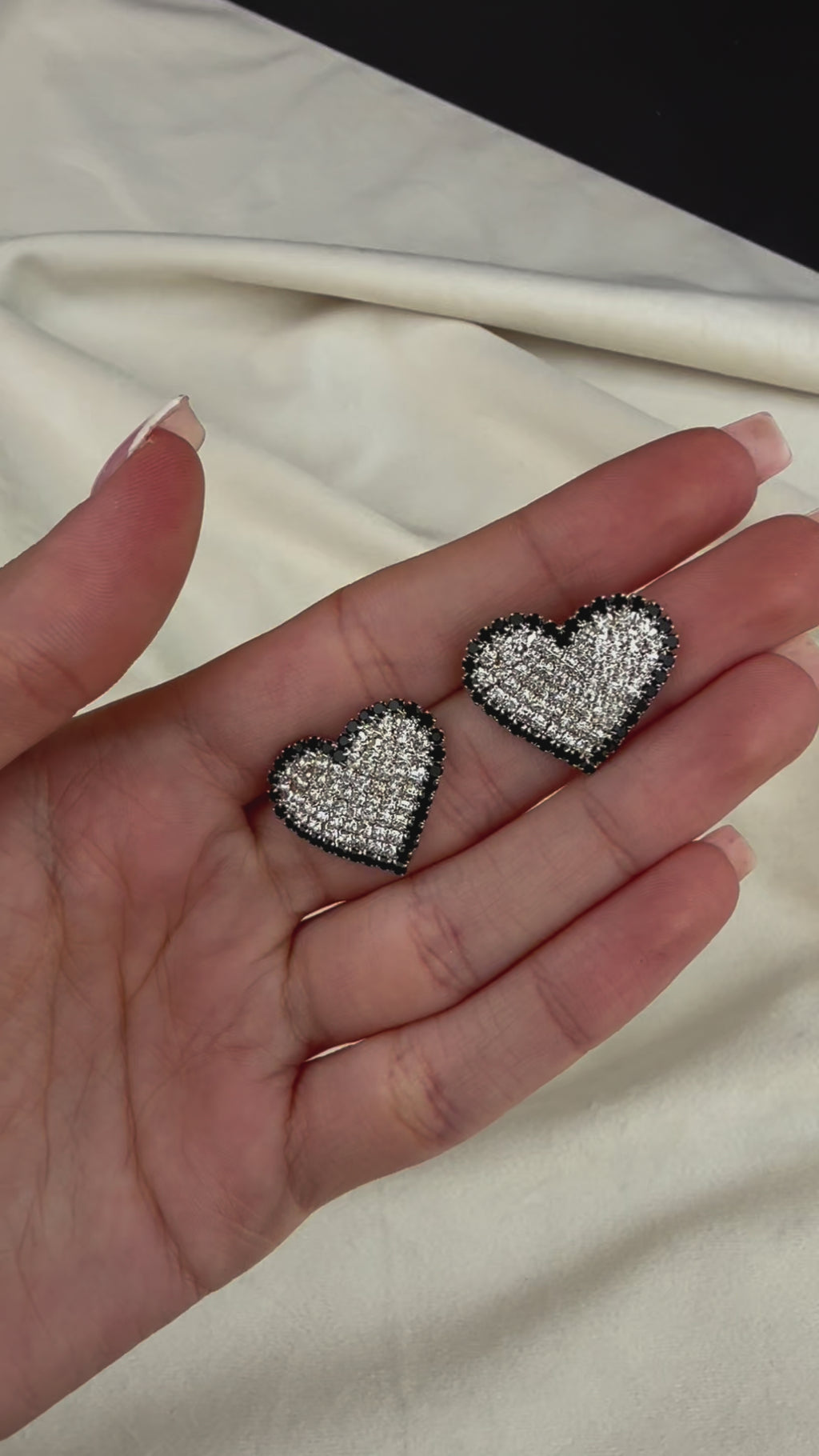 Vathe zemer me kontur te zi