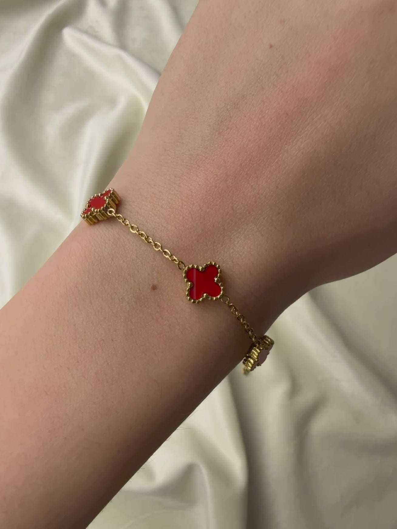 Byzylyk van cleef mini lule e kuqe